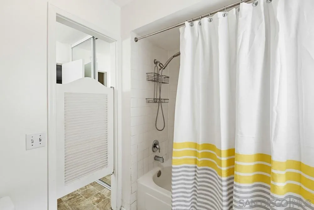 Photo #25: 260018727 Listing: Photo #25
