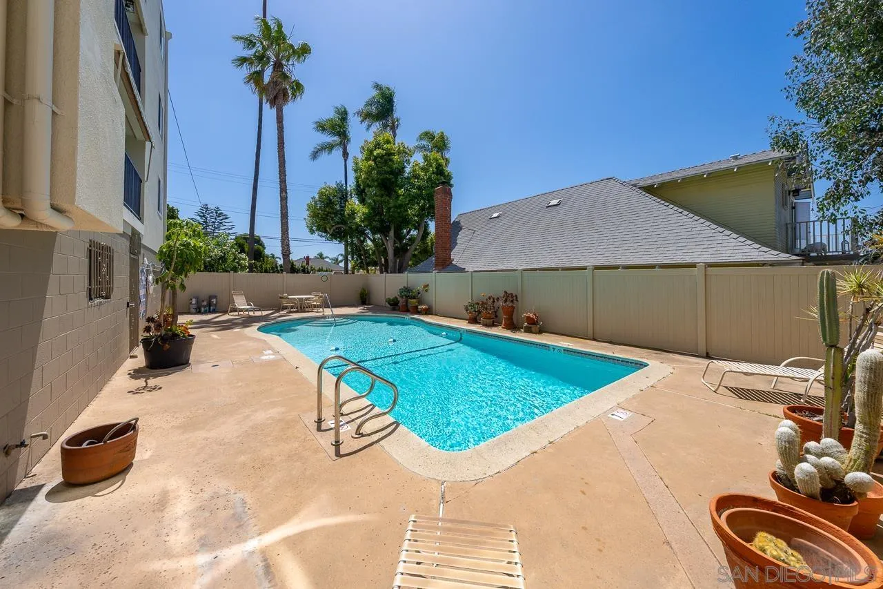https://cdn.realtyfeed.com/cdn/127/260018730/58638d79b97232c1ae5882e58365e775.webp