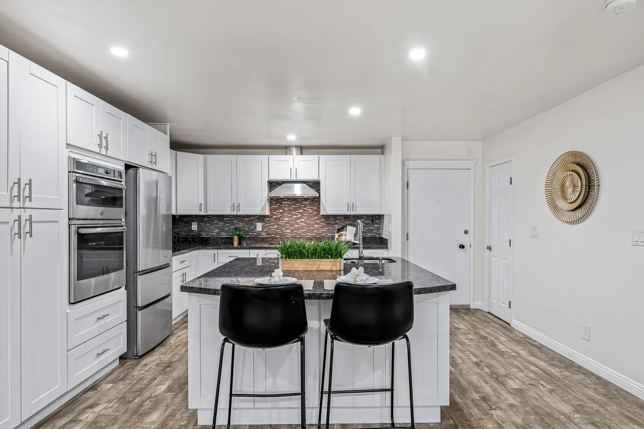 https://cdn.realtyfeed.com/cdn/127/260018730/789d43a6e6343ddbbdeada0a5036b1ff.webp