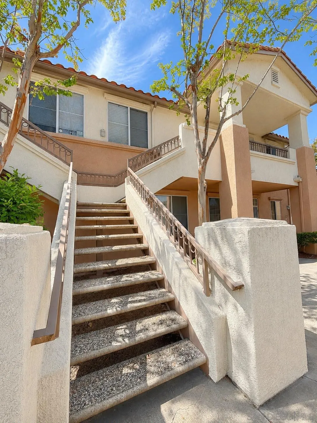 Photo #2: 260018731 Listing: Photo #2