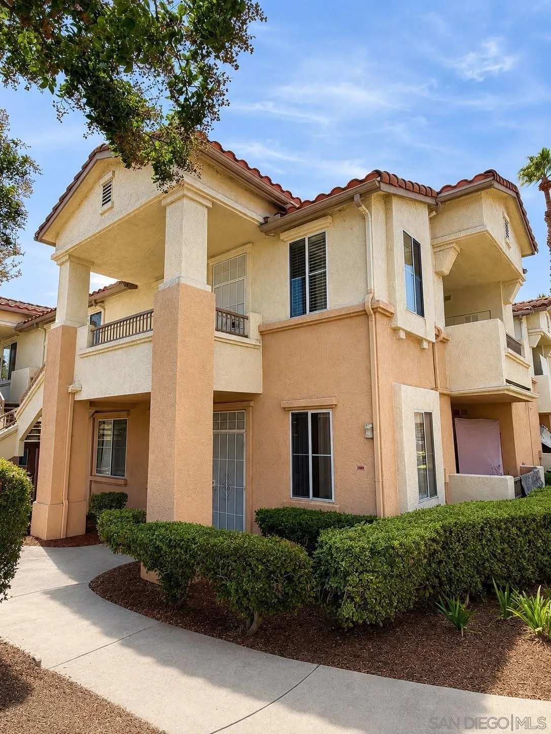Photo #3: 260018731 Listing: Photo #3