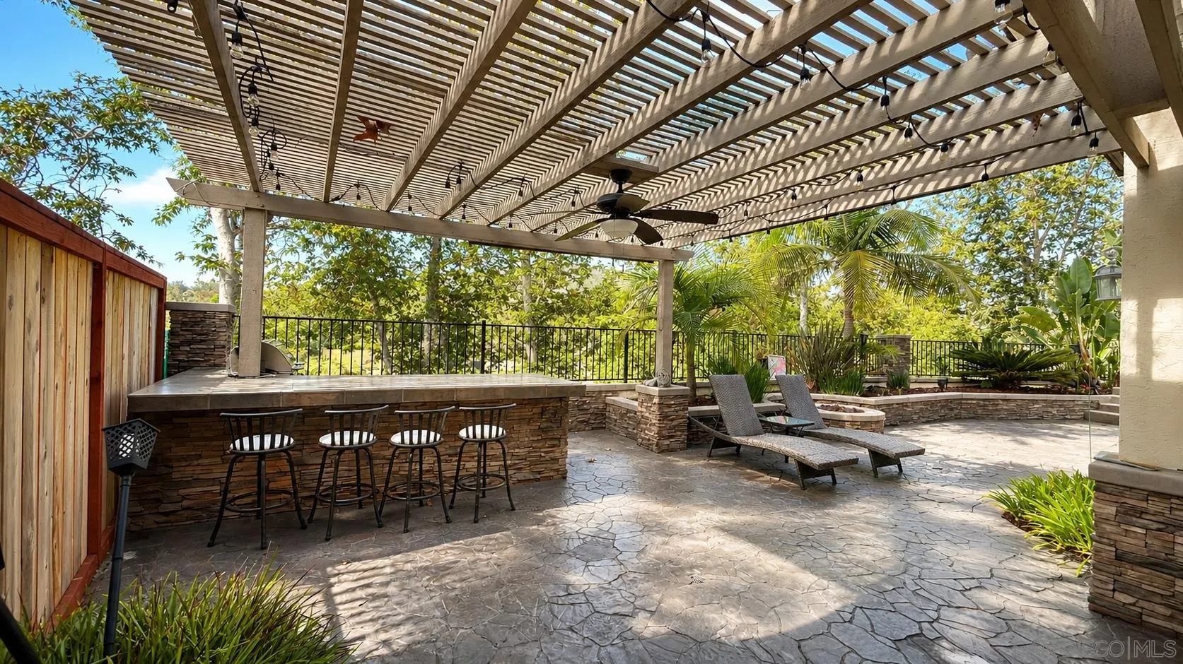 Photo #23: 260018733 Listing: Photo #23