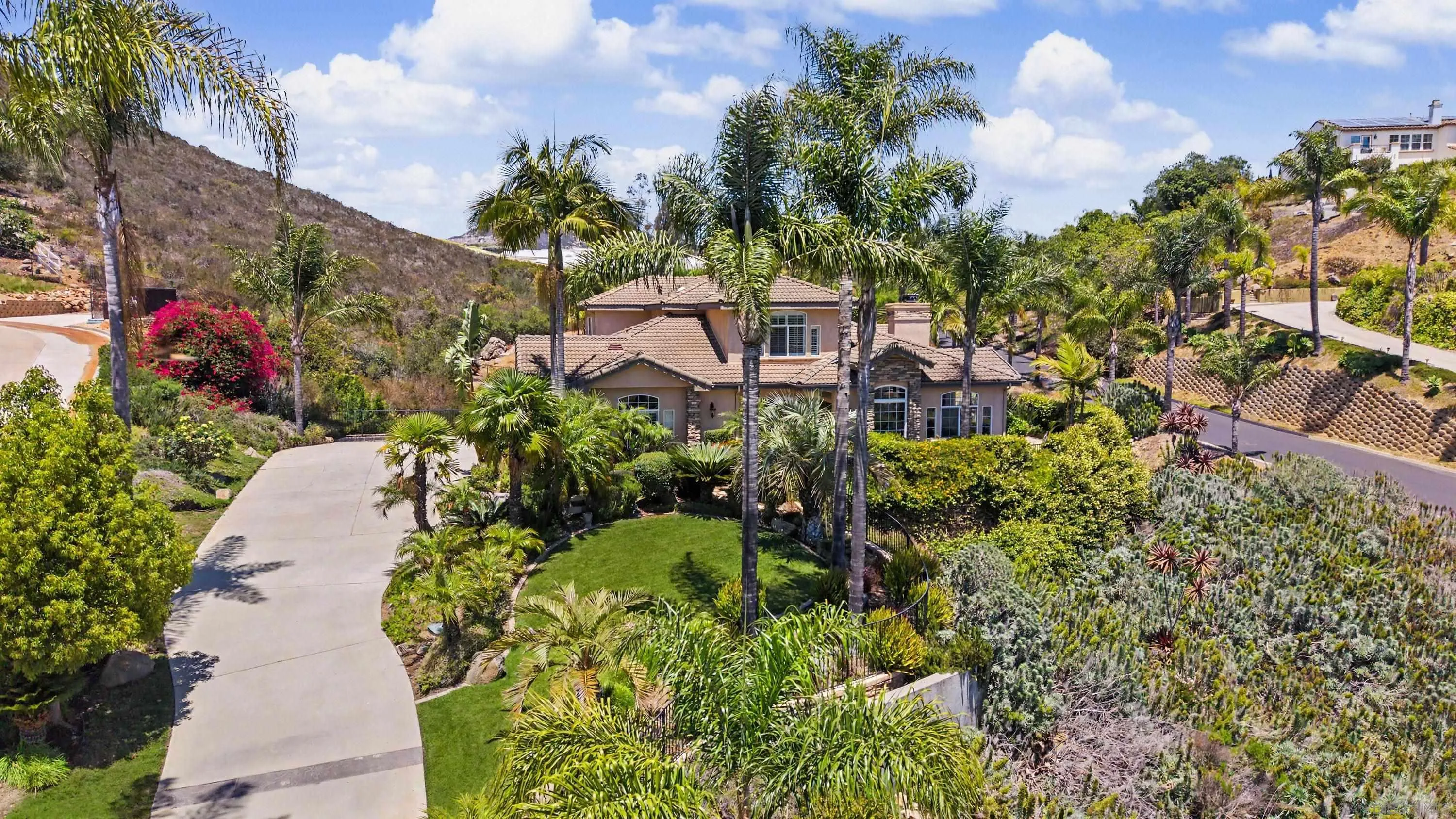 https://cdn.realtyfeed.com/cdn/127/260018737/5244e67fb381007833db6bbee620ccbe.webp