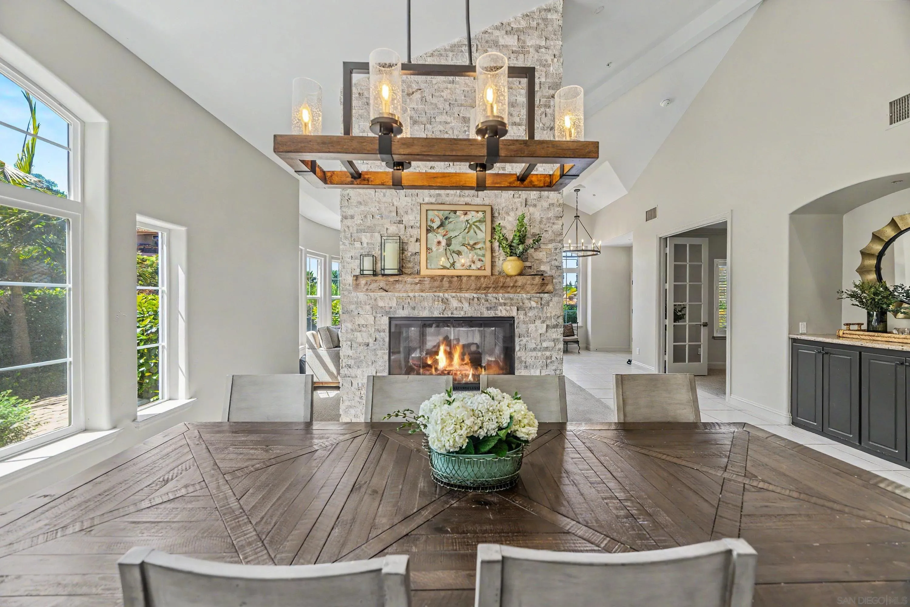 https://cdn.realtyfeed.com/cdn/127/260018737/a24b5c2a4781d5d16179642fbb21b613.webp