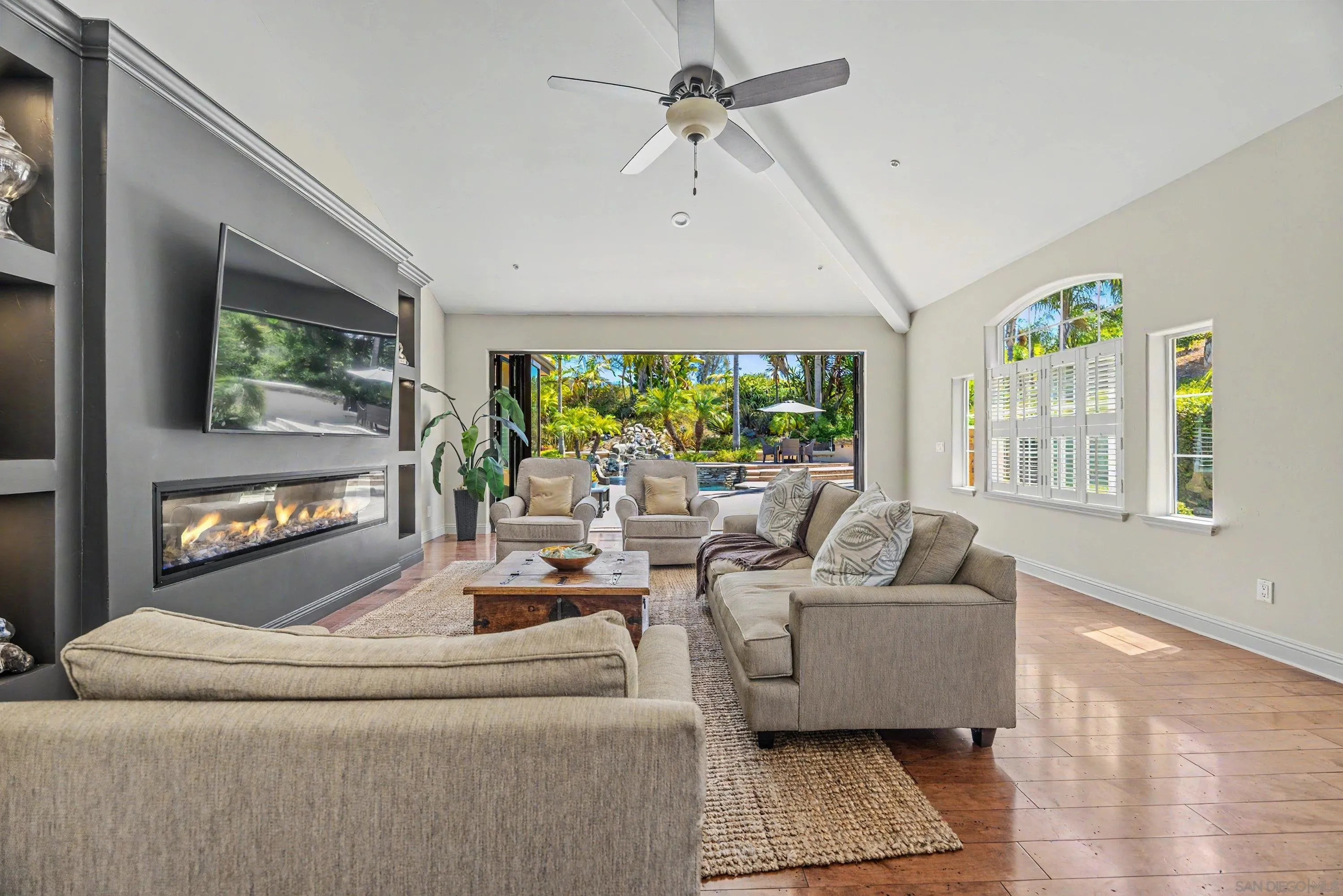 https://cdn.realtyfeed.com/cdn/127/260018737/d7821098dc0d8e57dab20875606b3cff.webp