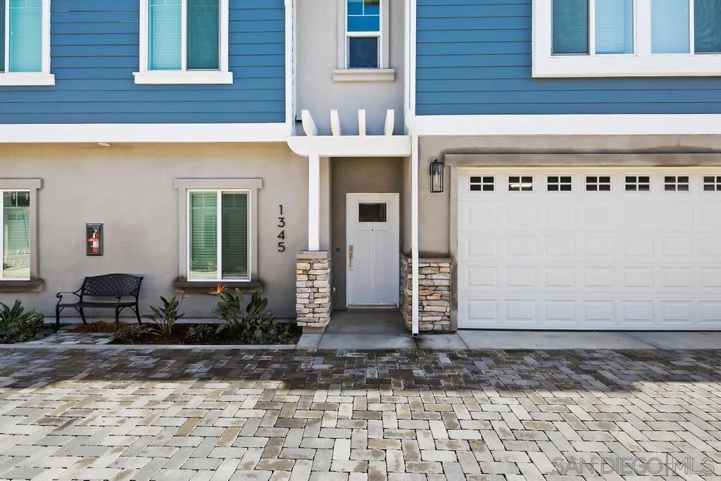 Photo #6: 260018746 Listing: Photo #6