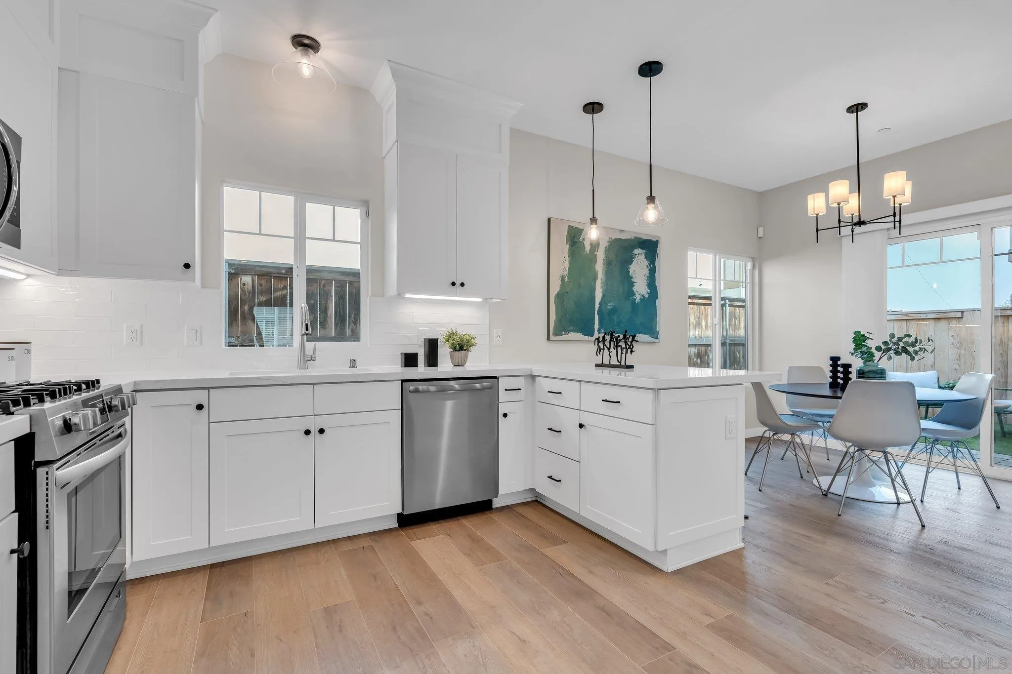 Photo #12: 260018746 Listing: Photo #12