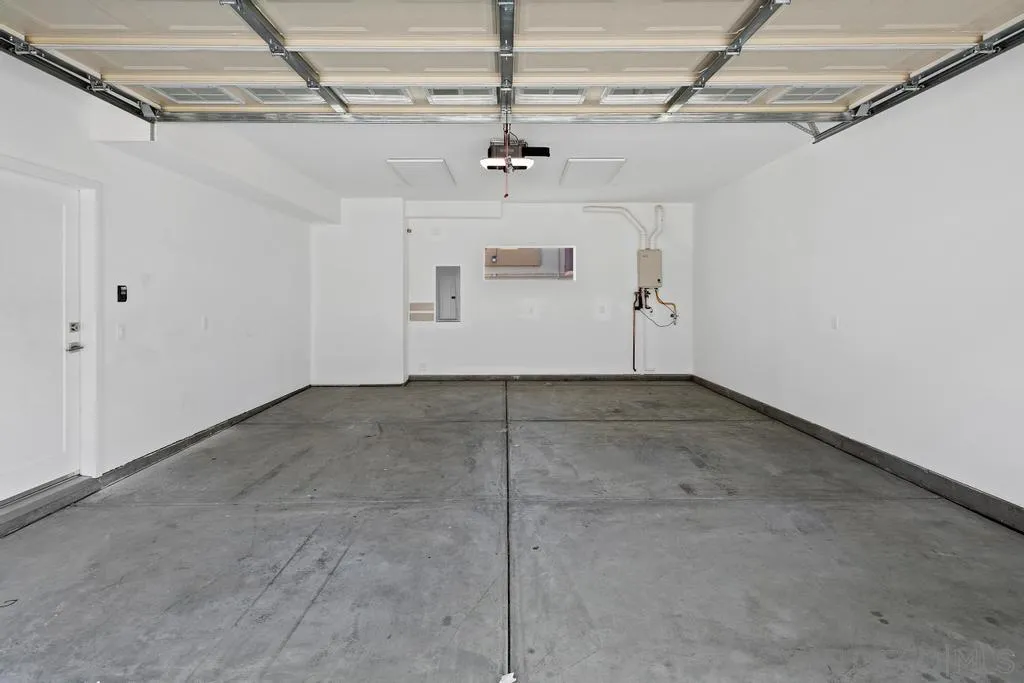 https://cdn.realtyfeed.com/cdn/127/260018746/9a5499b714c5e0108d2e7fe8a7172498.webp