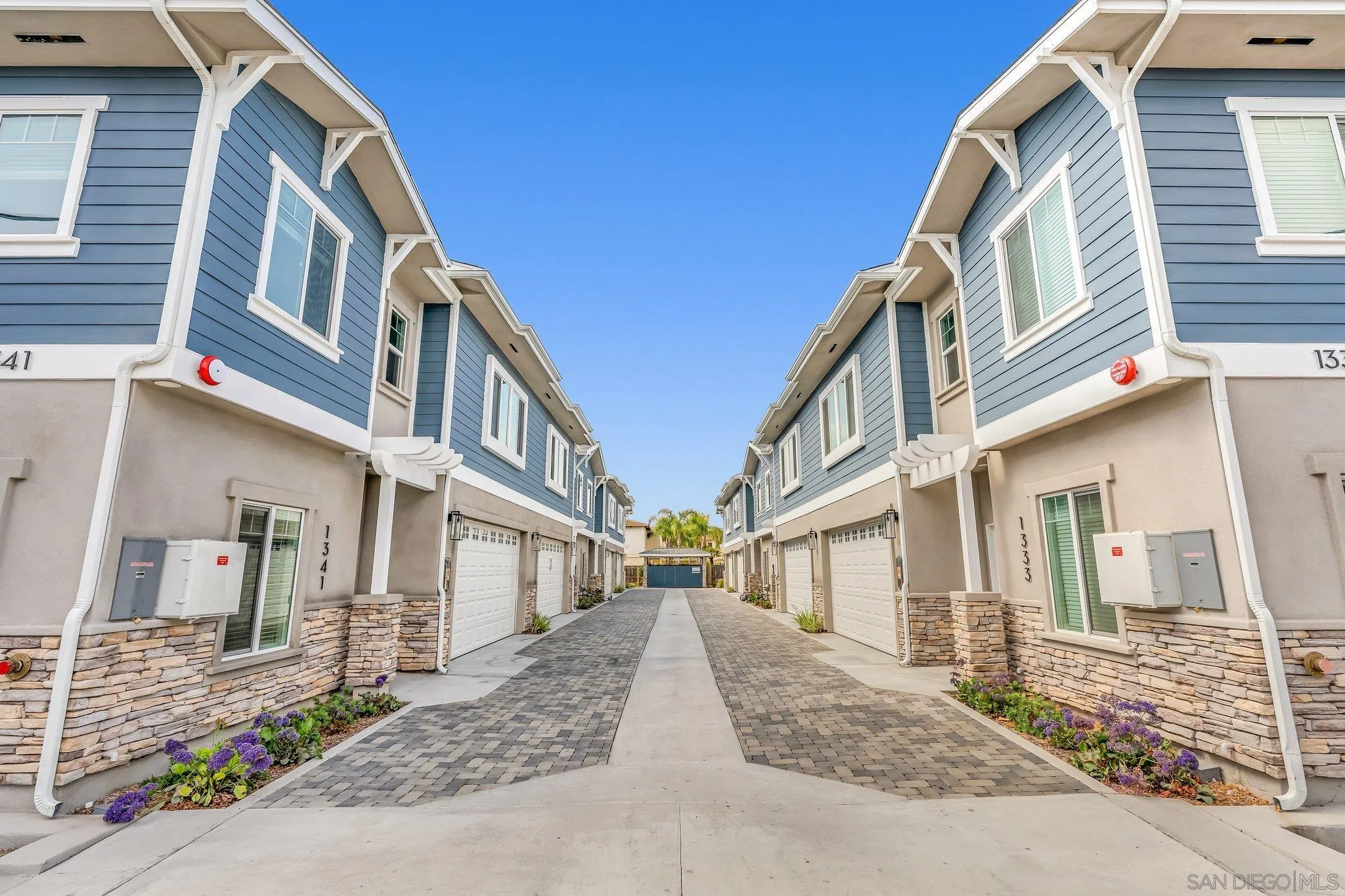 https://cdn.realtyfeed.com/cdn/127/260018746/aa61313829b6d9855498a18f52306aec.webp
