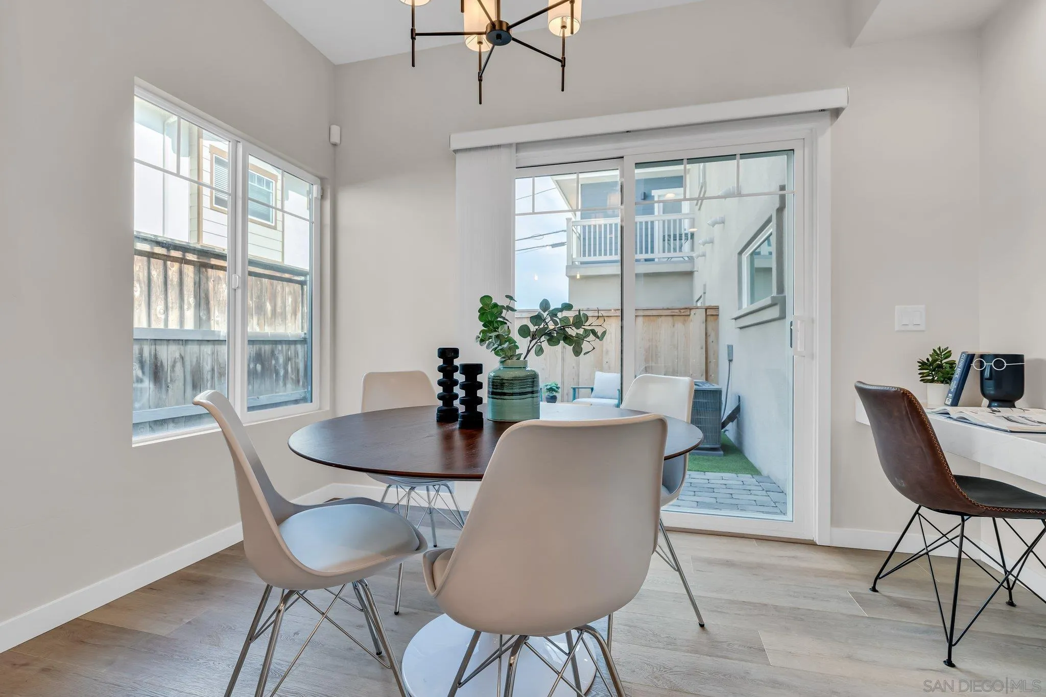 https://cdn.realtyfeed.com/cdn/127/260018746/d1eab9a62d3ddb5b6eafd5fd1ac76f60.webp
