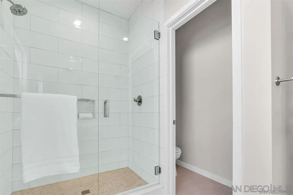 Photo #27: 260018746 Listing: Photo #27
