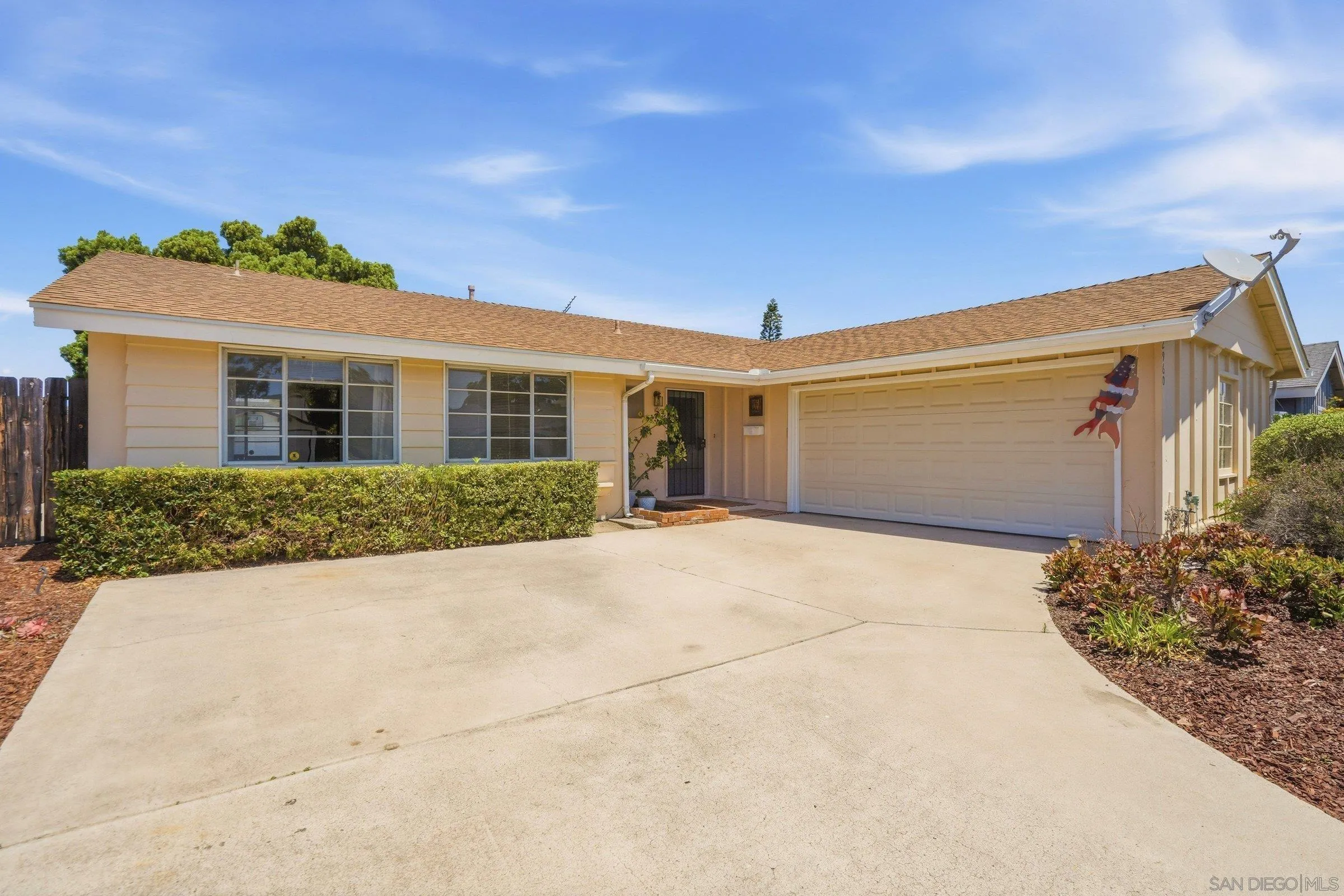 2960 Fried Avenue, San Diego, CA 92122 - Photo 3 of 32, San Diego, CA