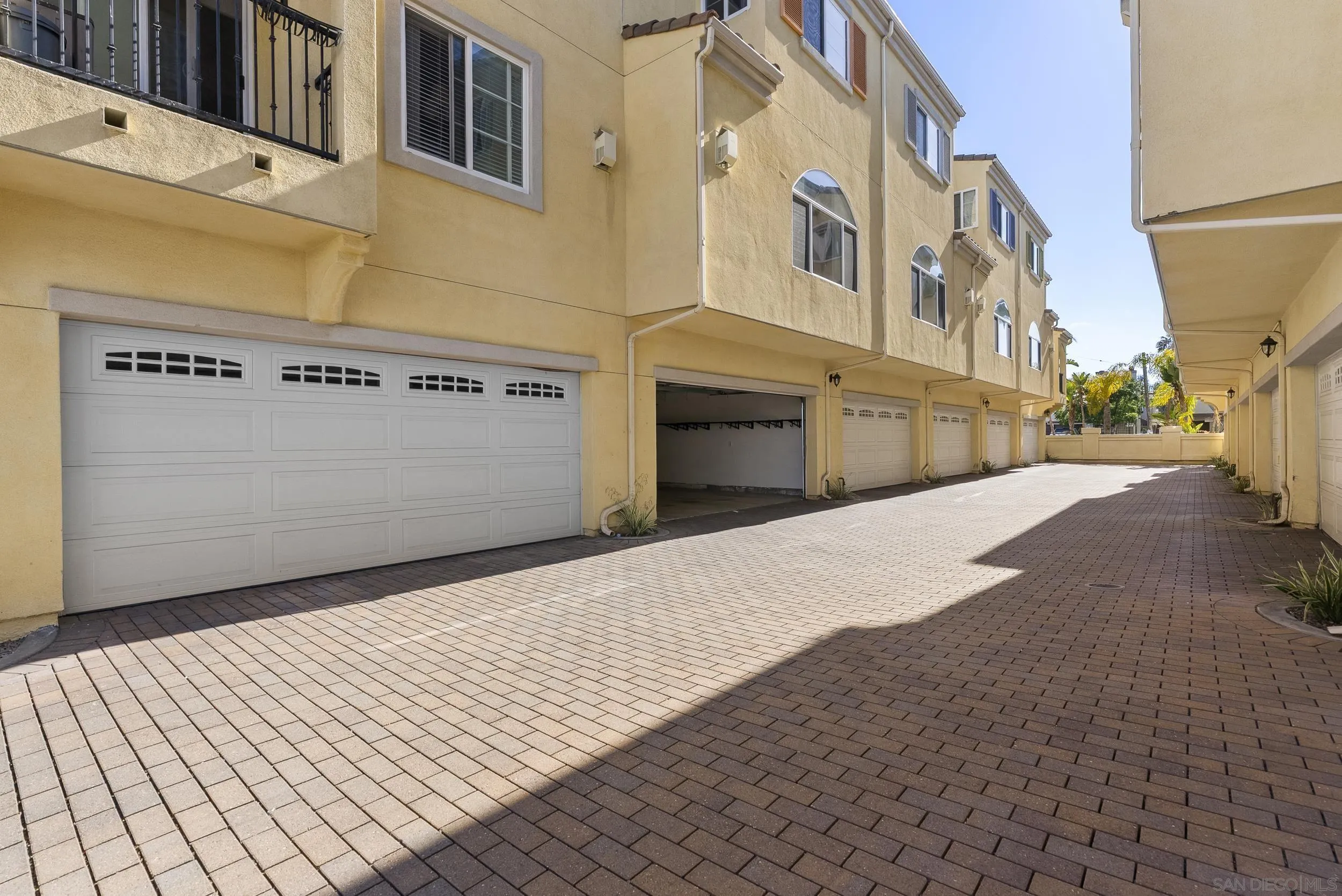 Photo #21: 260018753 Listing: Photo #21