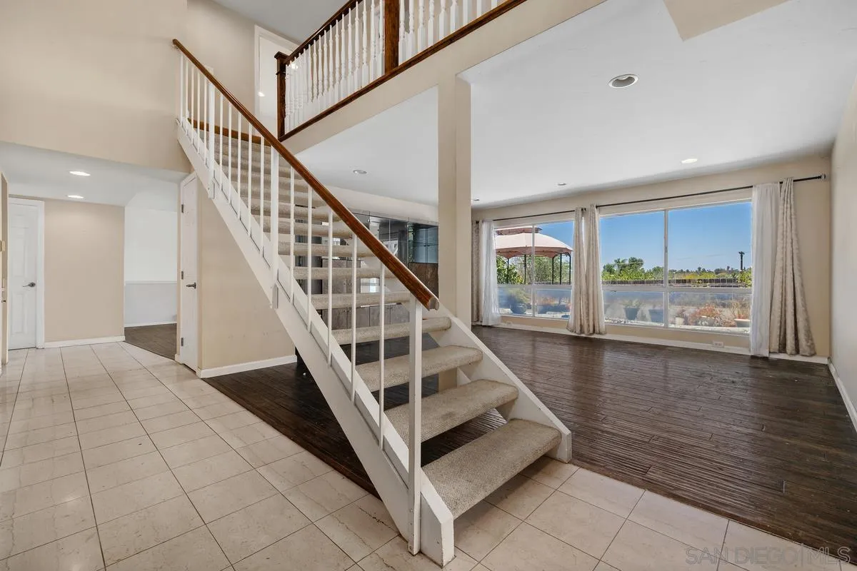 6232 Lake Athabaska Pl, San Diego, CA 92119 - Photo 4 of 30, San Diego, CA