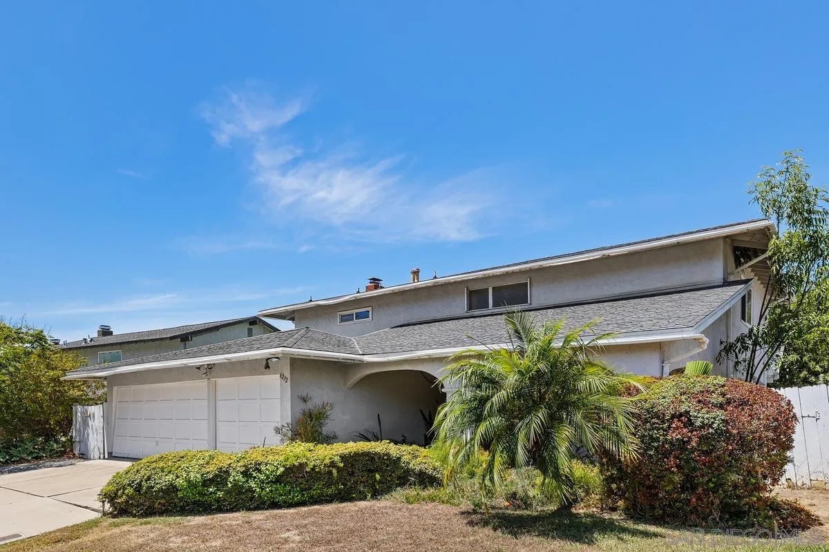 6232 Lake Athabaska Pl, San Diego, CA 92119 - Photo 2 of 30, San Diego, CA