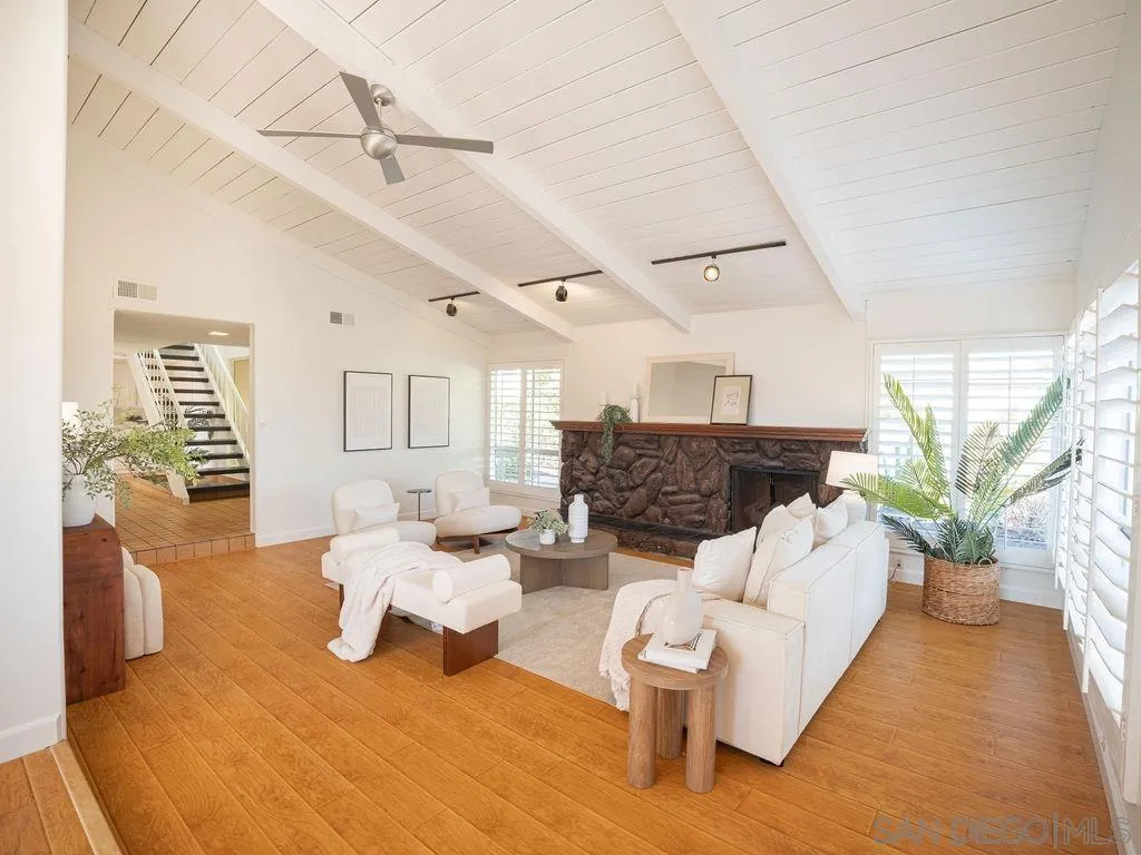 5596 Bloch St, San Diego, CA 92122 - Photo 3 of 32, San Diego, CA