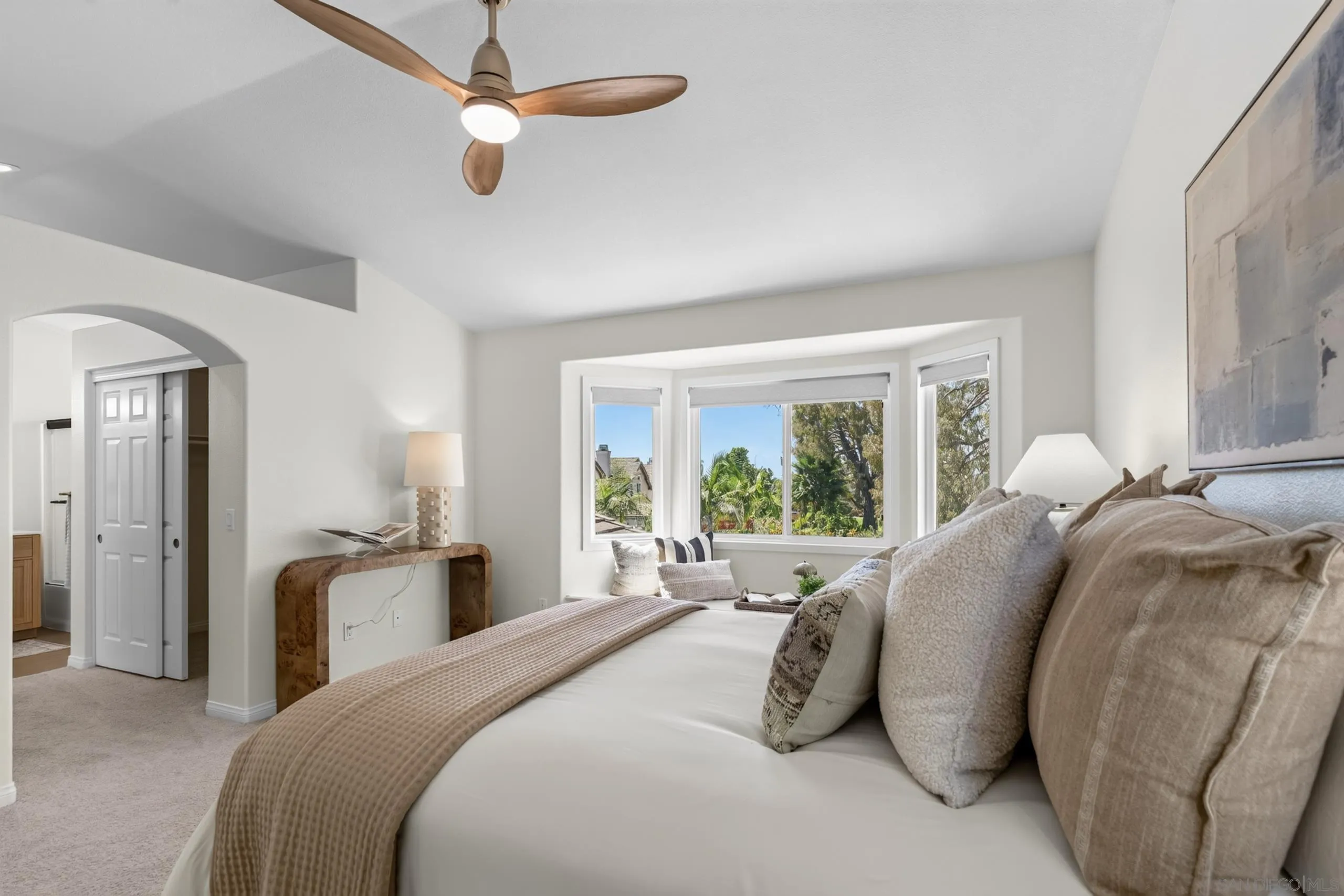 https://cdn.realtyfeed.com/cdn/127/260018767/2d5ab8100416d9134adcc761bf3cd866.webp