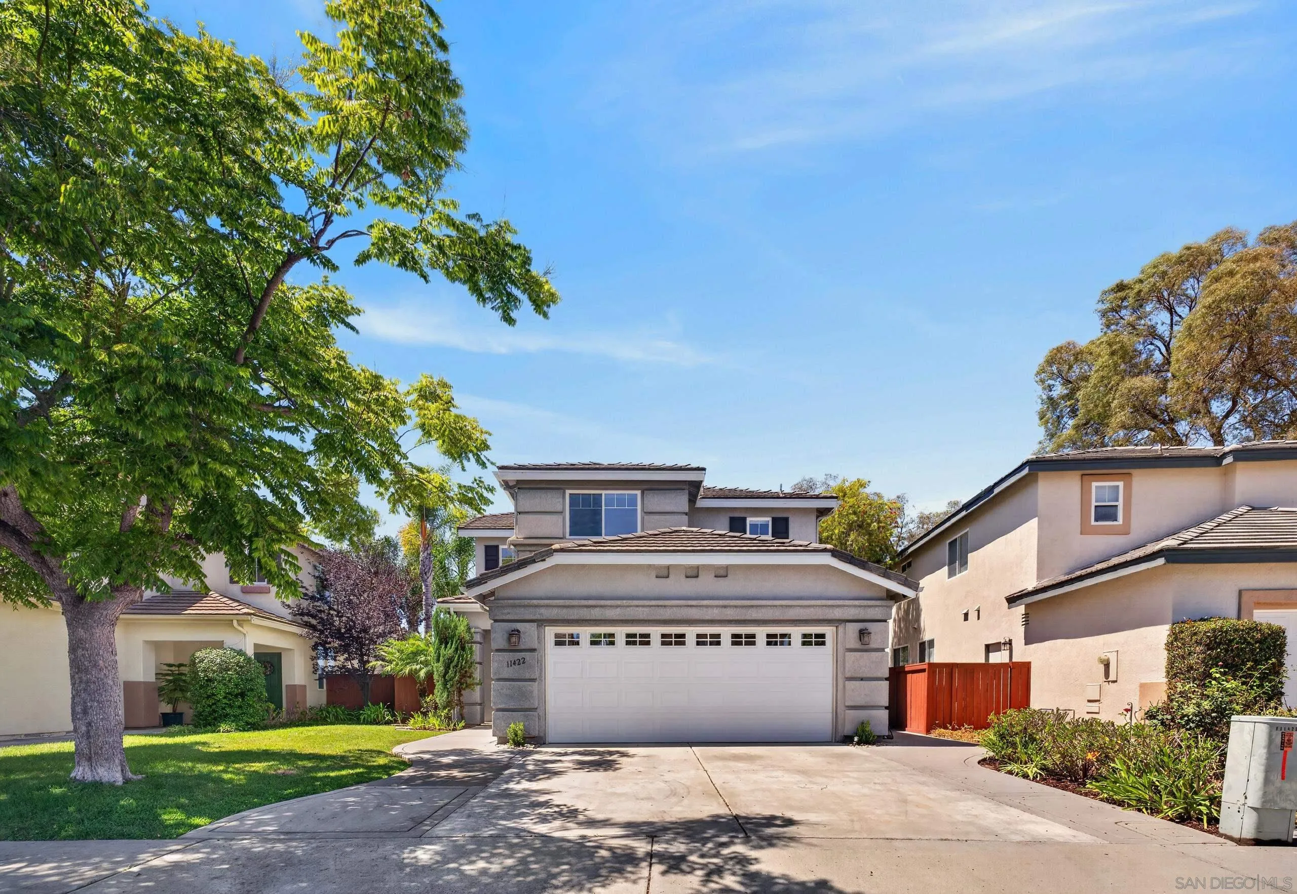 https://cdn.realtyfeed.com/cdn/127/260018767/4f8eed46ce48d4e0b51a06be056738bb.webp