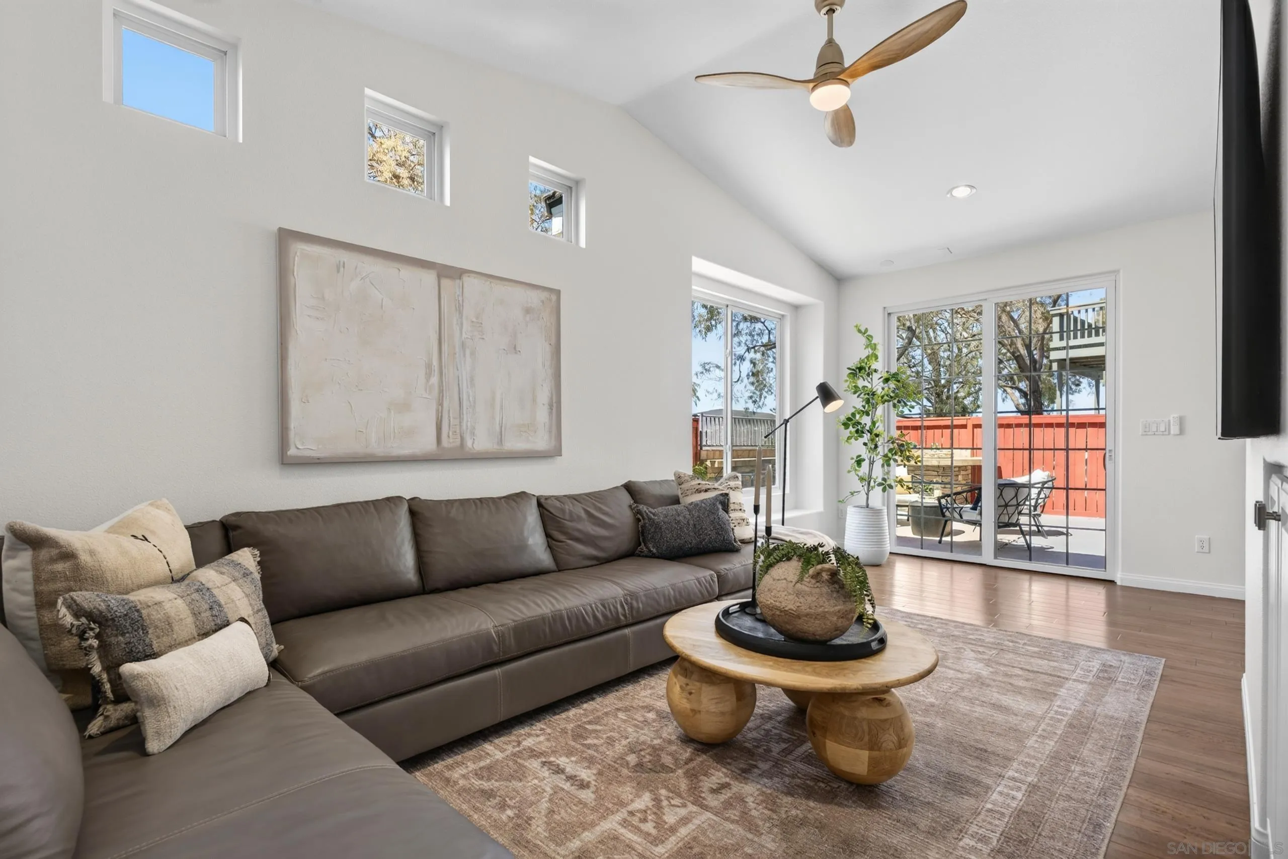 https://cdn.realtyfeed.com/cdn/127/260018767/5d6f72c5659d3c9d35f62d53adb41e6e.webp
