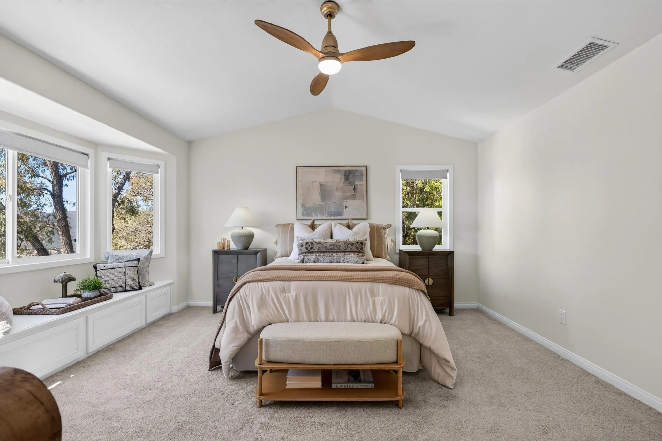 https://cdn.realtyfeed.com/cdn/127/260018767/f843fdc9638cd8ec3e750c4081a95ee2.webp