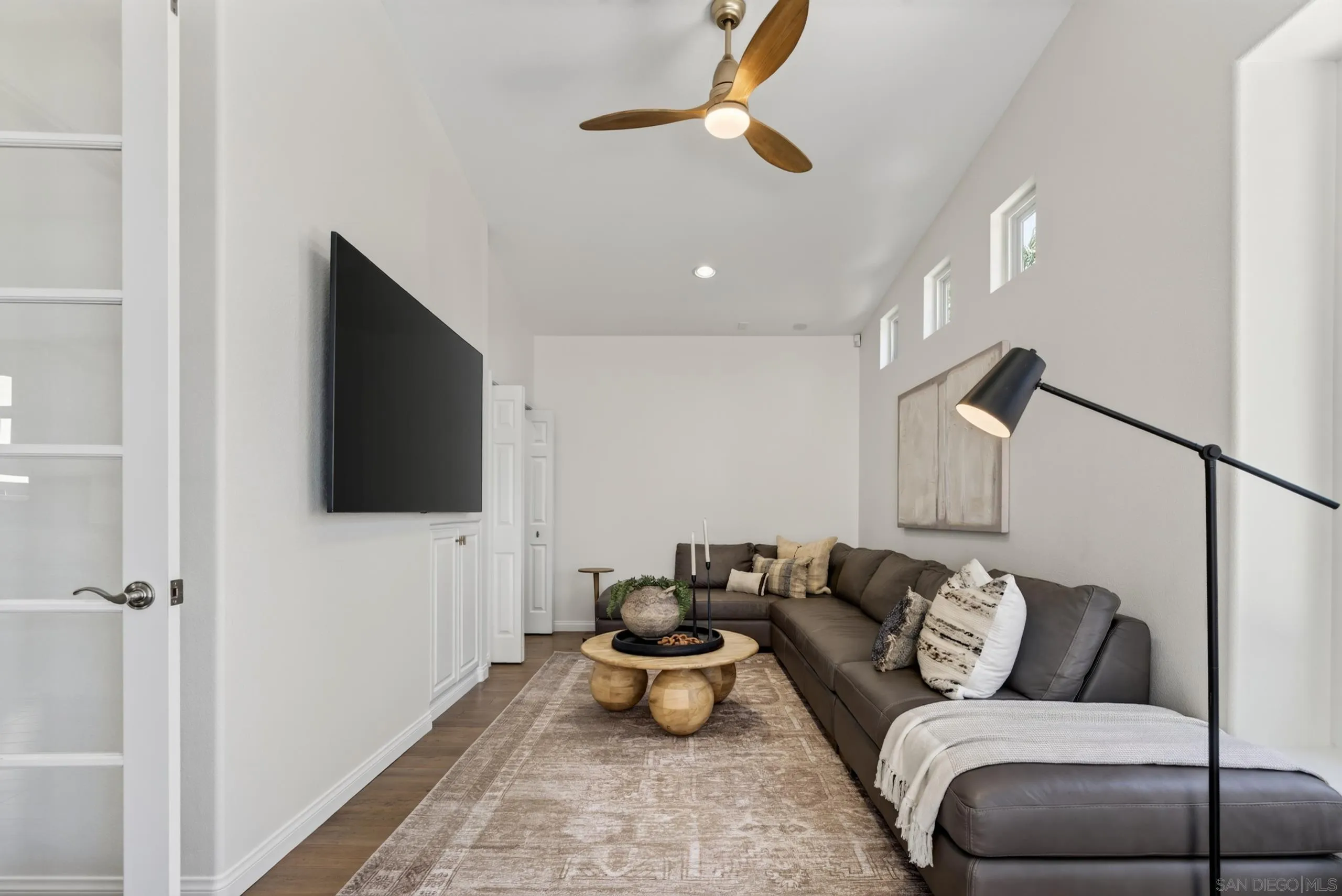 https://cdn.realtyfeed.com/cdn/127/260018767/fc18c0aa83a29641e10665fb7fe72299.webp
