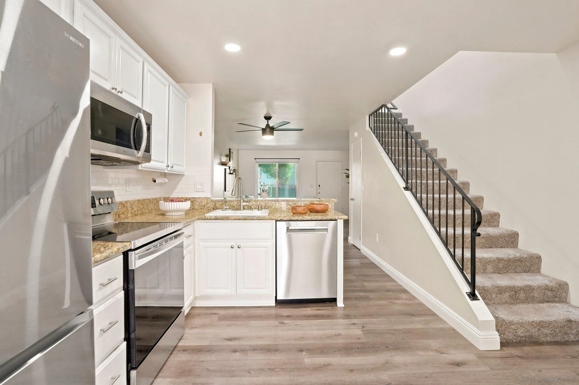 Photo #11: 260018769 Listing: Photo #11