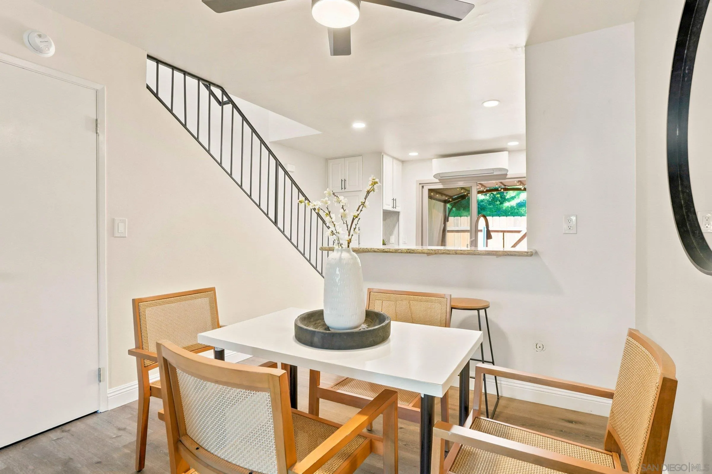 Photo #8: 260018769 Listing: Photo #8