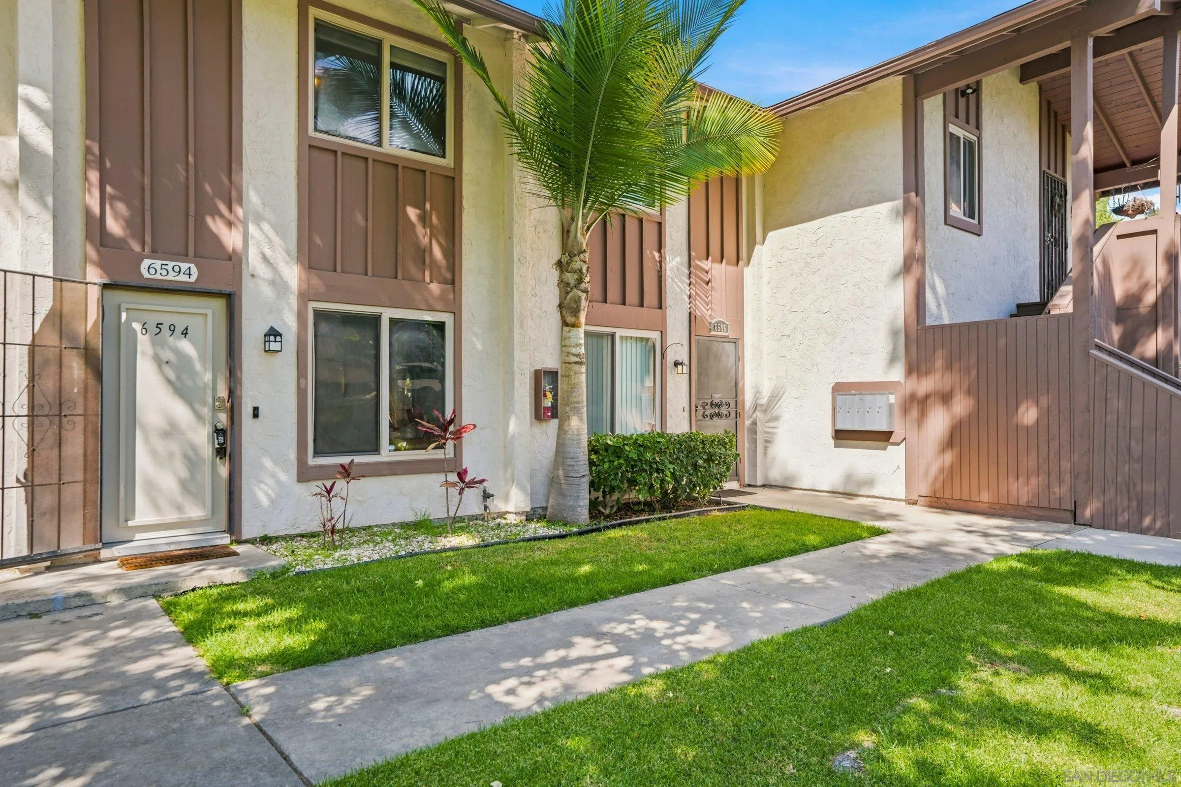 6594 Bell Bluff, San Diego, CA 92119 - Photo 2 of 24, San Diego, CA