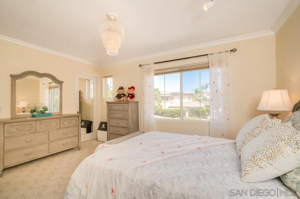https://cdn.realtyfeed.com/cdn/127/260018771/1dd20fc68966456160f2d5ac0e828d79.webp