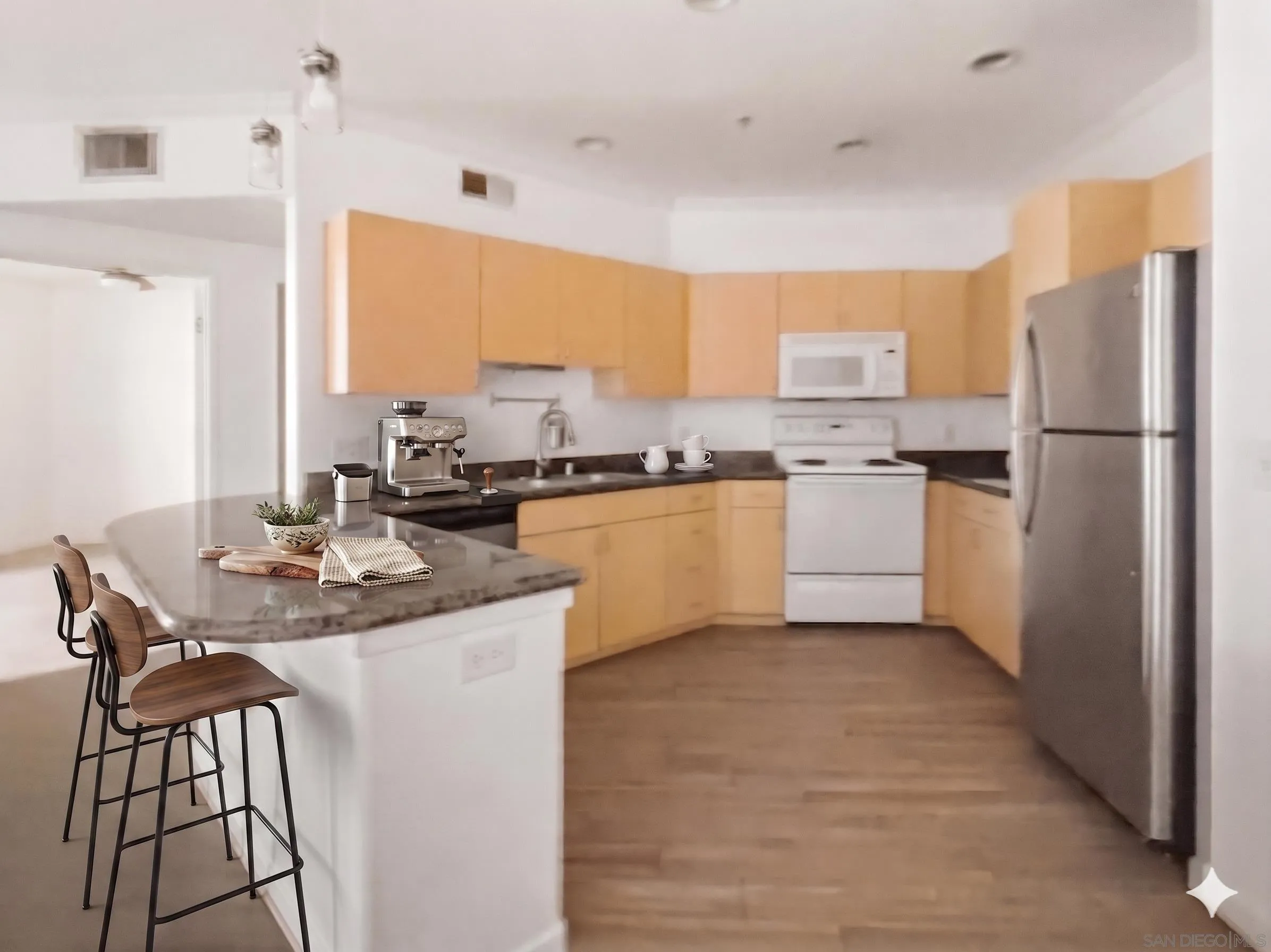 Photo #12: 260018773 Listing: Photo #12