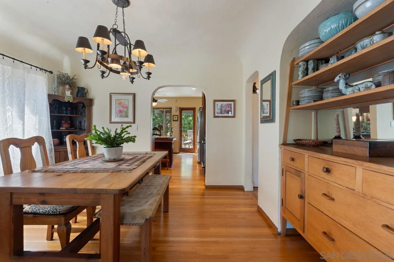 https://cdn.realtyfeed.com/cdn/127/260018774/ac32d3c1b04da1dfe950c9fe8ec1ef7d.webp