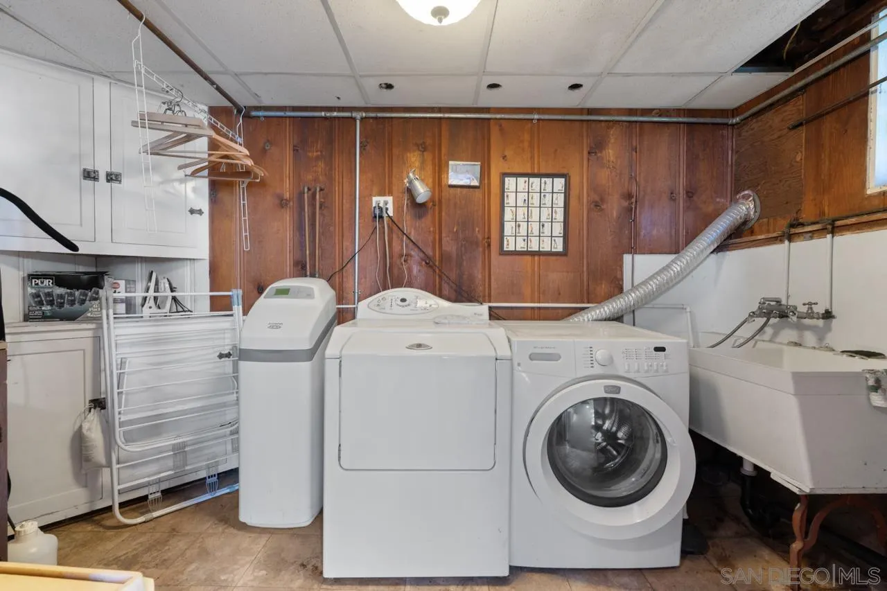 https://cdn.realtyfeed.com/cdn/127/260018774/c16a92c0655164acefe1762008b67e20.webp