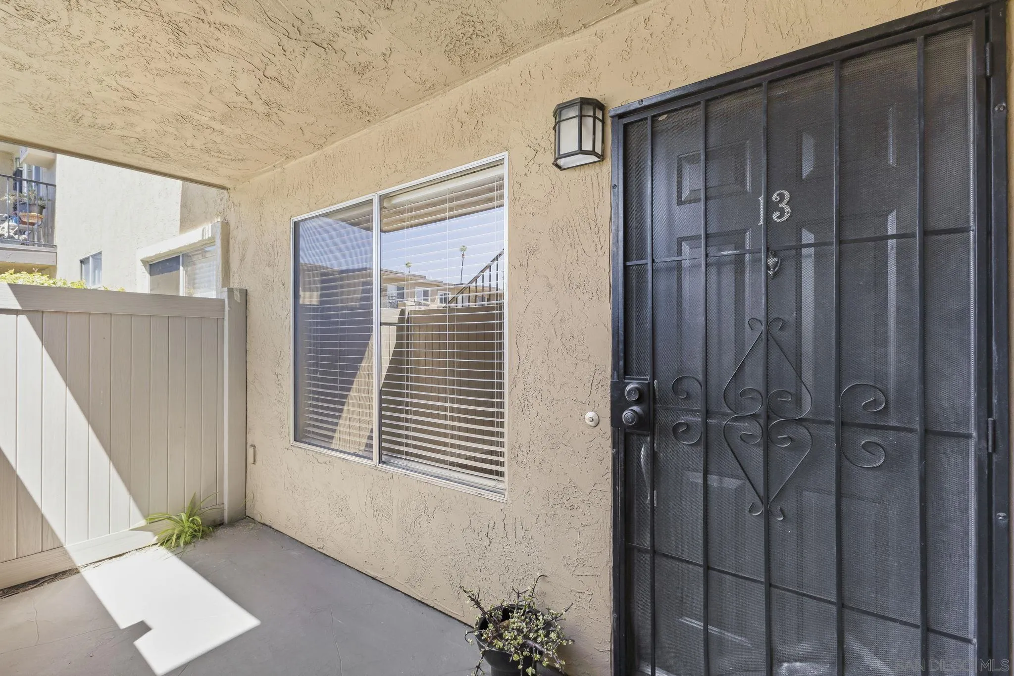 Photo #5: 260018775 Listing: Photo #5
