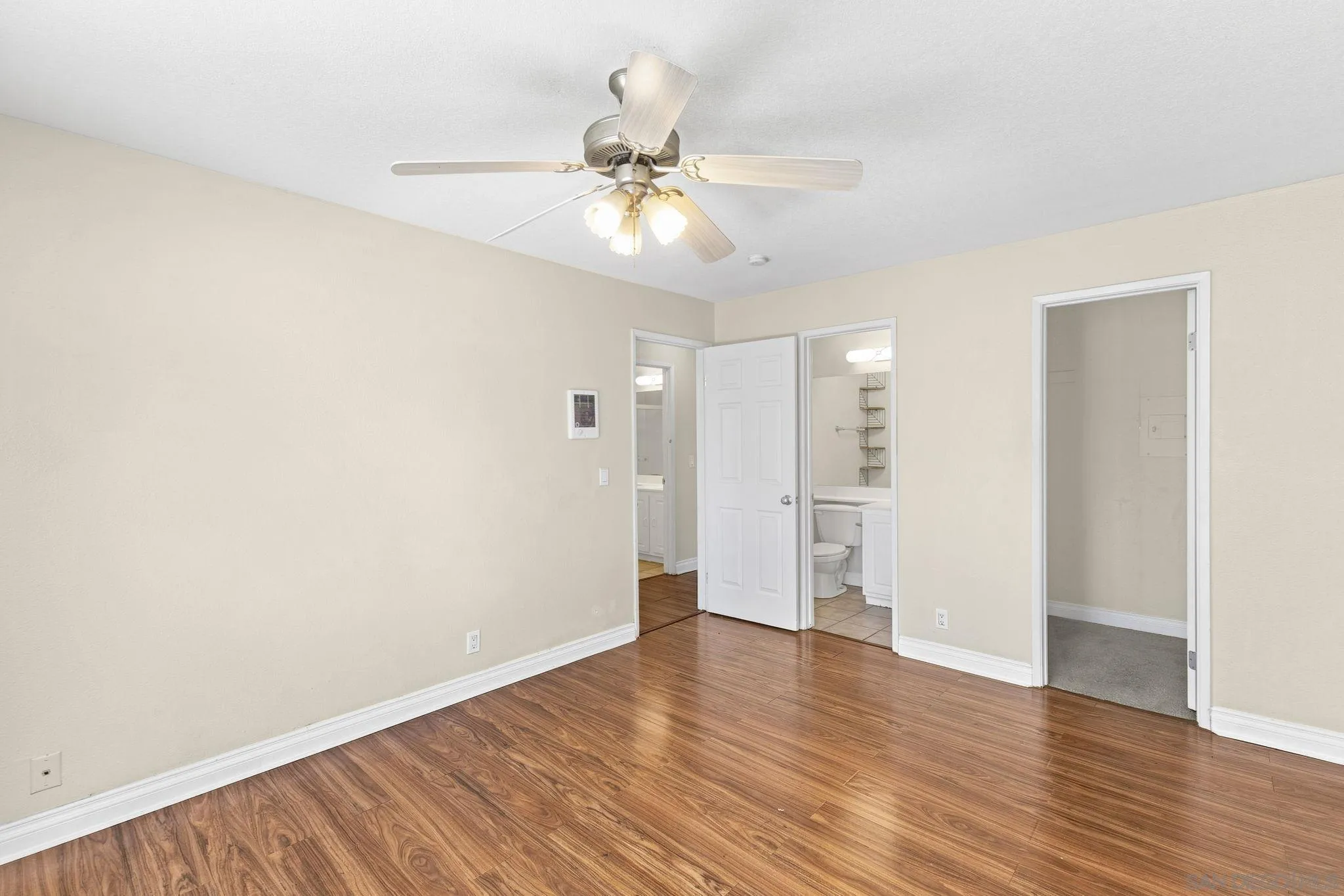 Photo #31: 260018775 Listing: Photo #31
