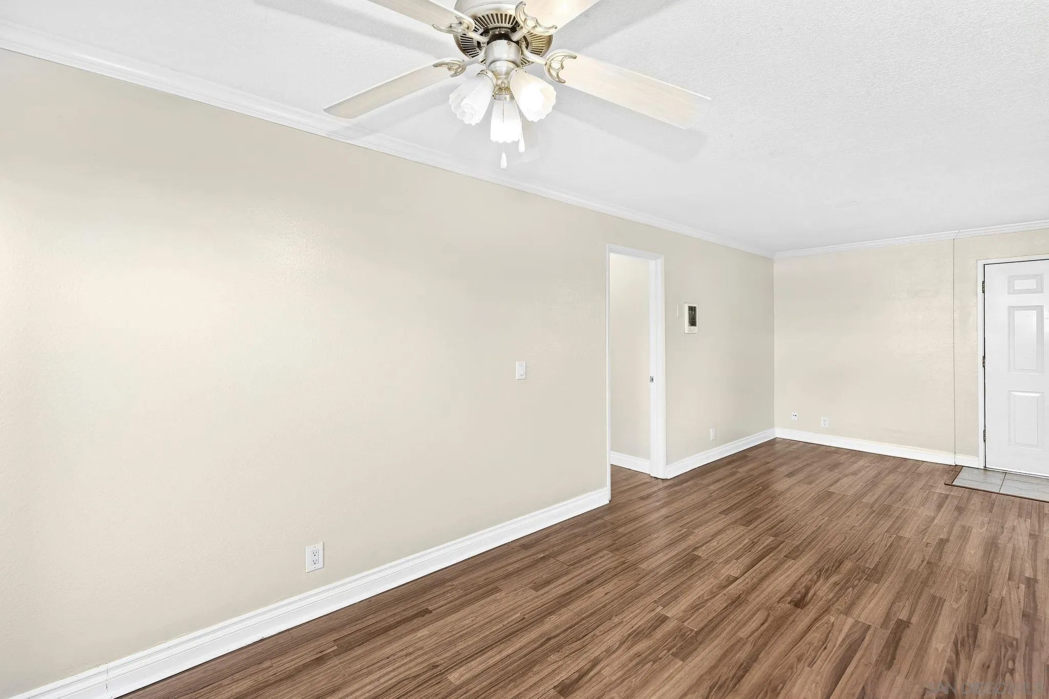 Photo #17: 260018775 Listing: Photo #17