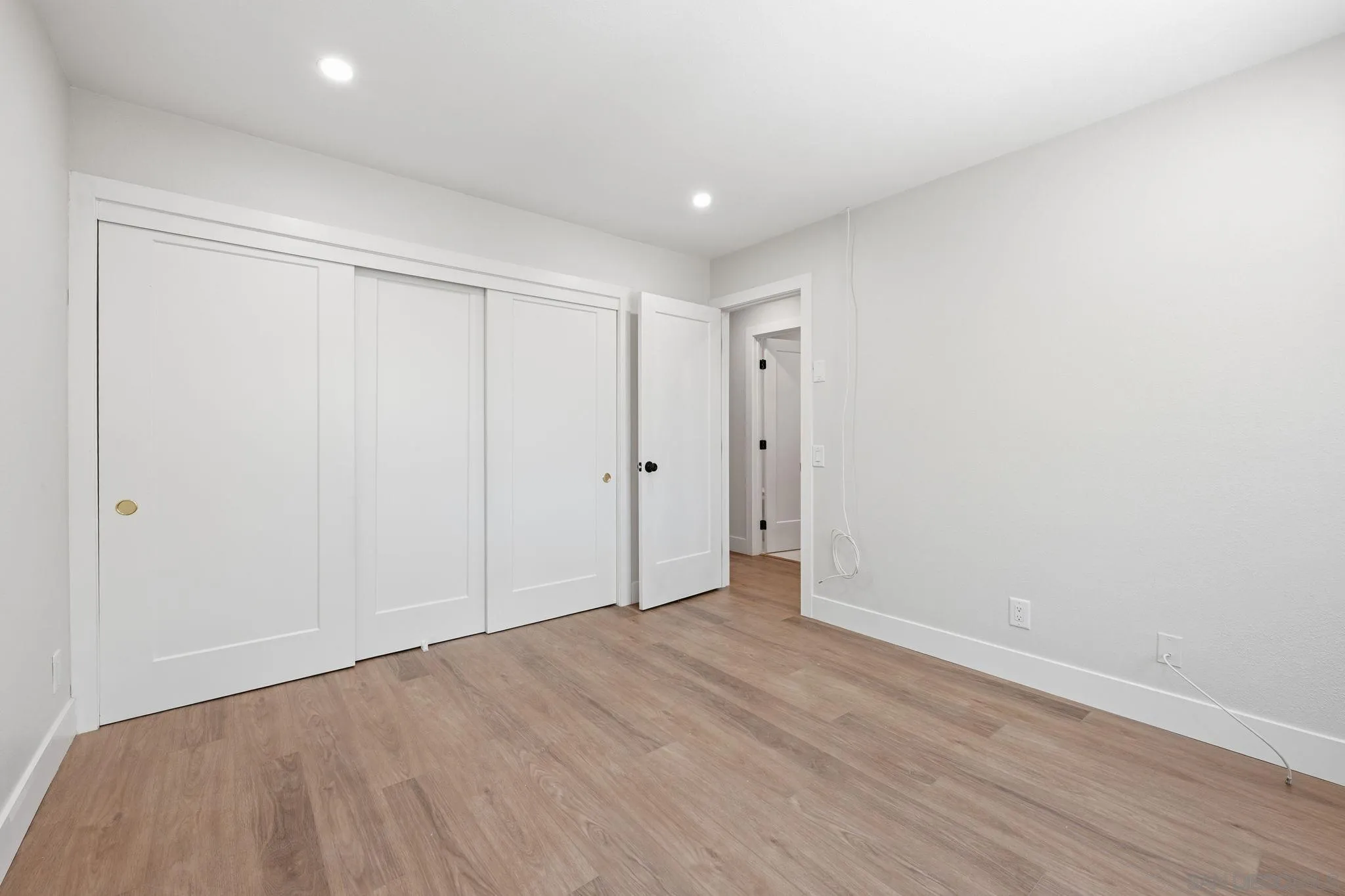Photo #11: 260018777 Listing: Photo #11
