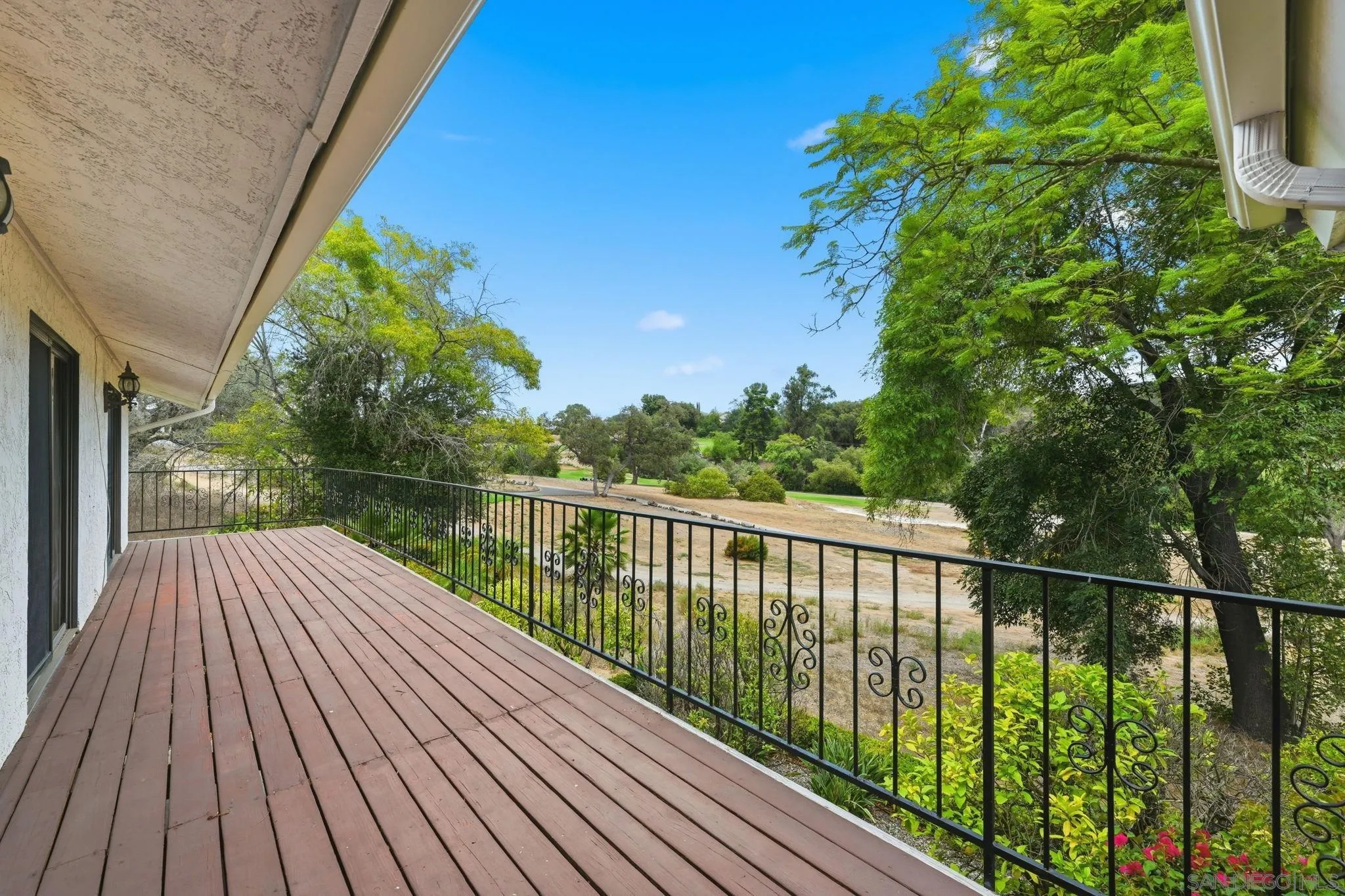 https://cdn.realtyfeed.com/cdn/127/260018779/36d62a9ceaaa3ae229a84b96bfc957e4.webp