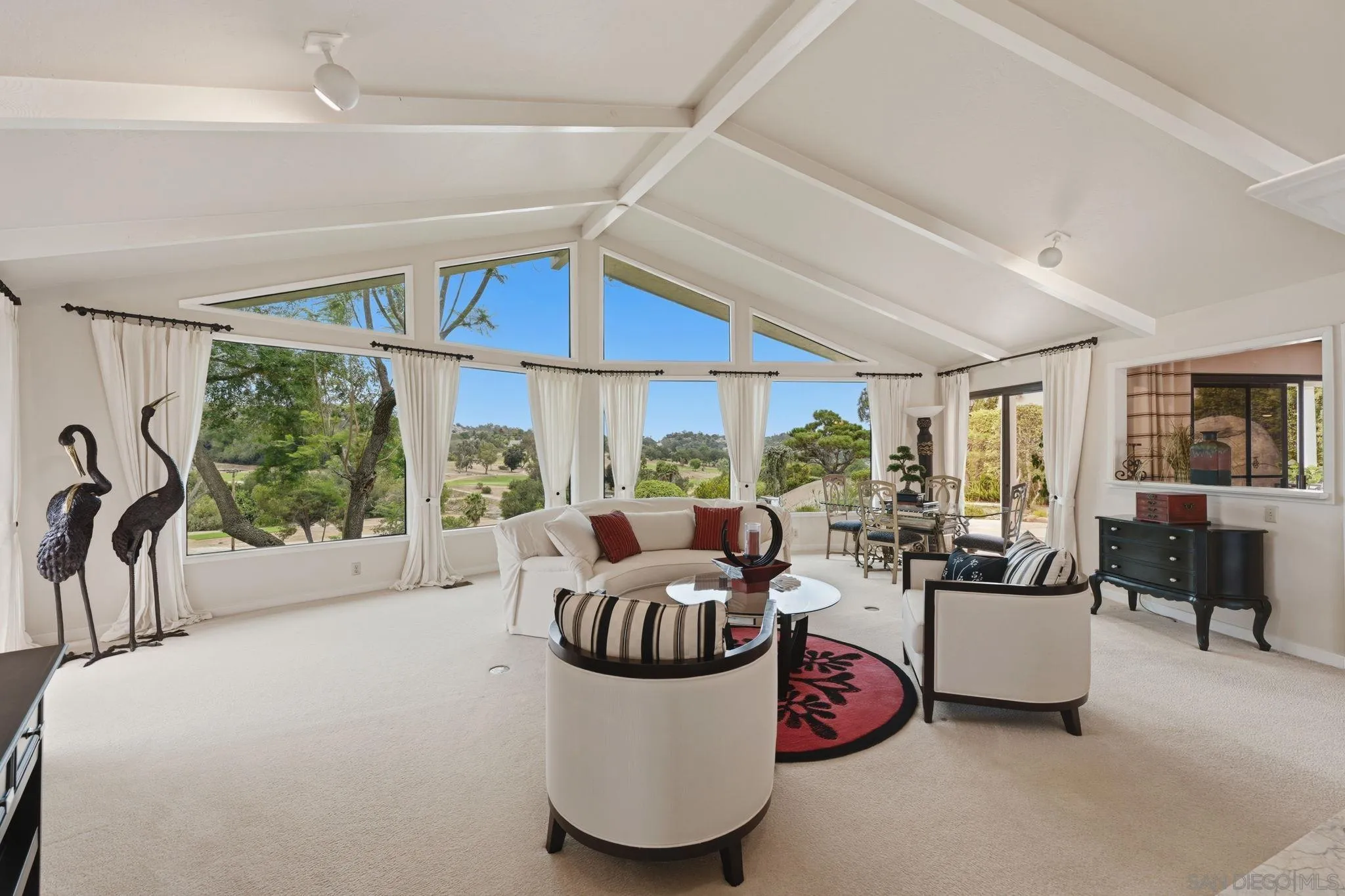 https://cdn.realtyfeed.com/cdn/127/260018779/4637e056fca0456f85e845f367814fcc.webp