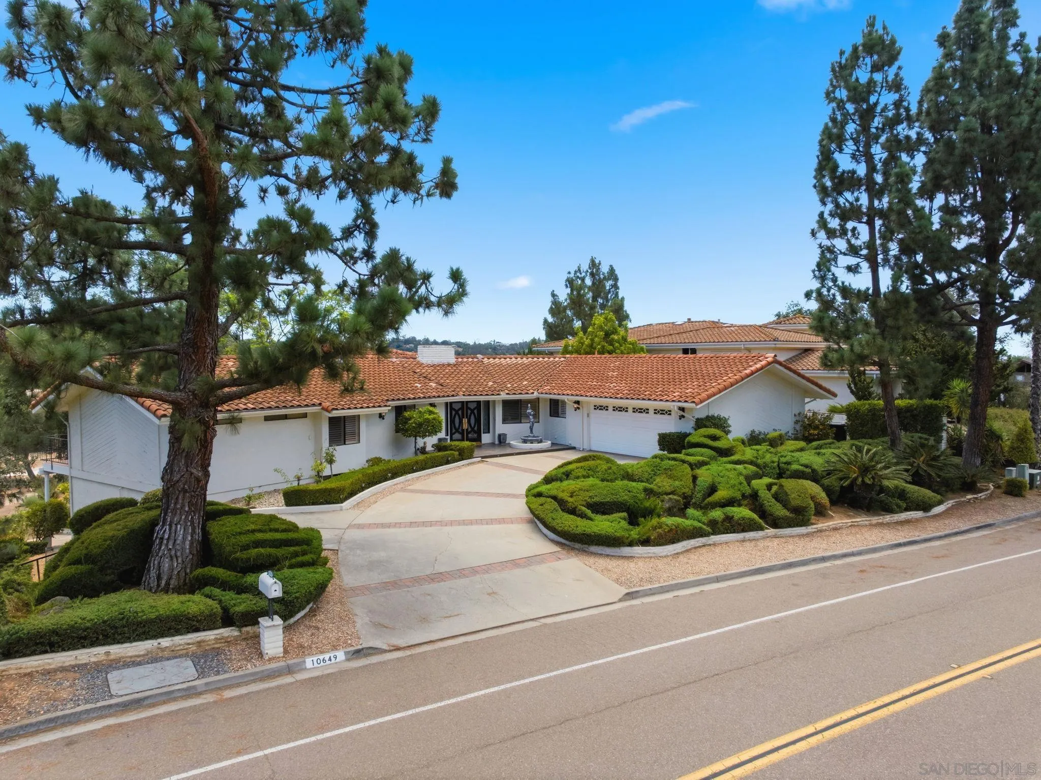 https://cdn.realtyfeed.com/cdn/127/260018779/572a482a91232e0ffe038c1754cf748d.webp