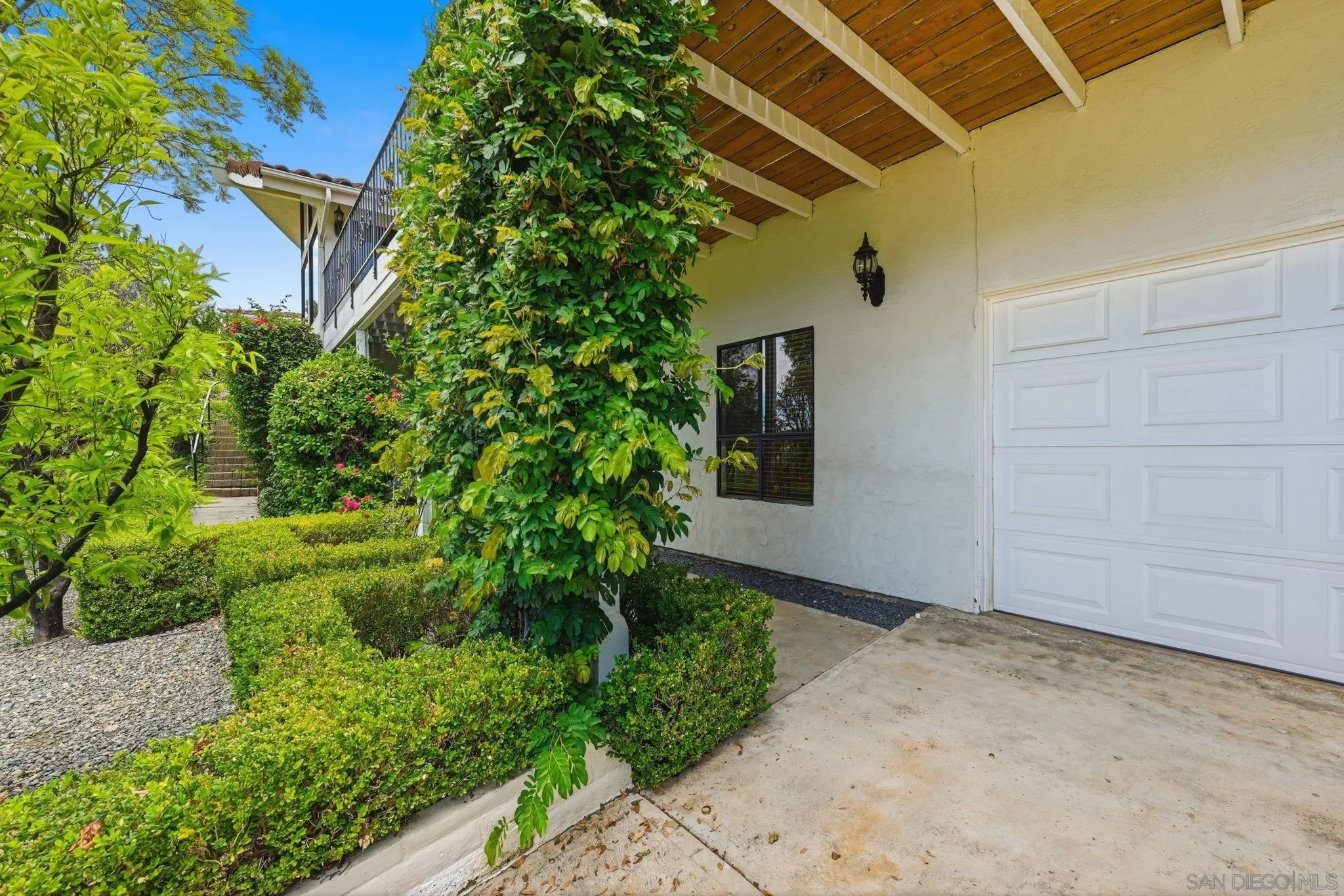 https://cdn.realtyfeed.com/cdn/127/260018779/77e98a9bded7b2bad704f428e8a1754f.webp