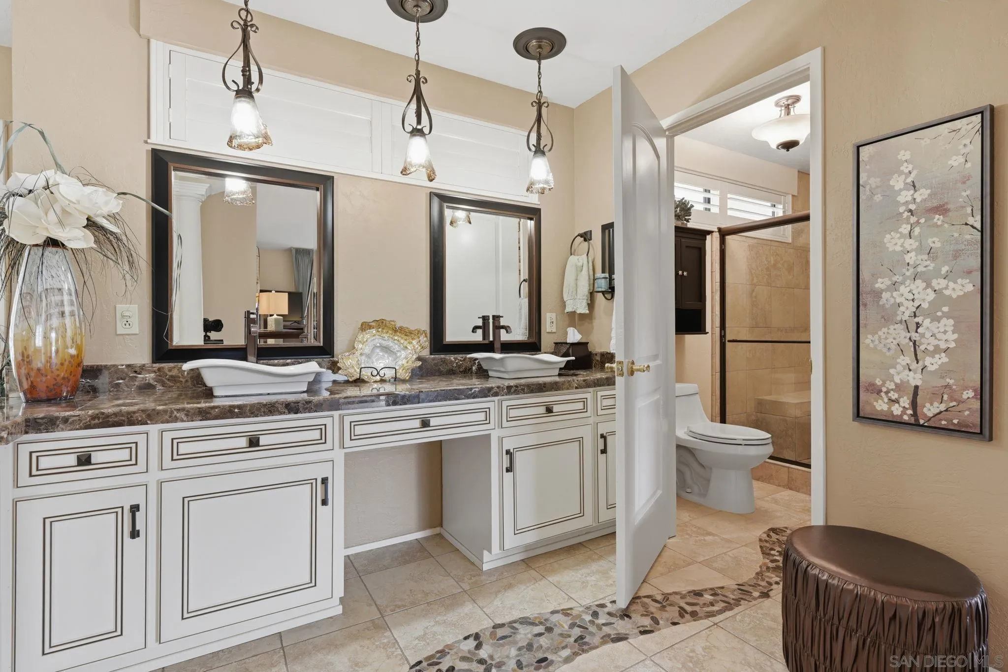 https://cdn.realtyfeed.com/cdn/127/260018779/d23487060ae4ef1578a62fa24b6122db.webp