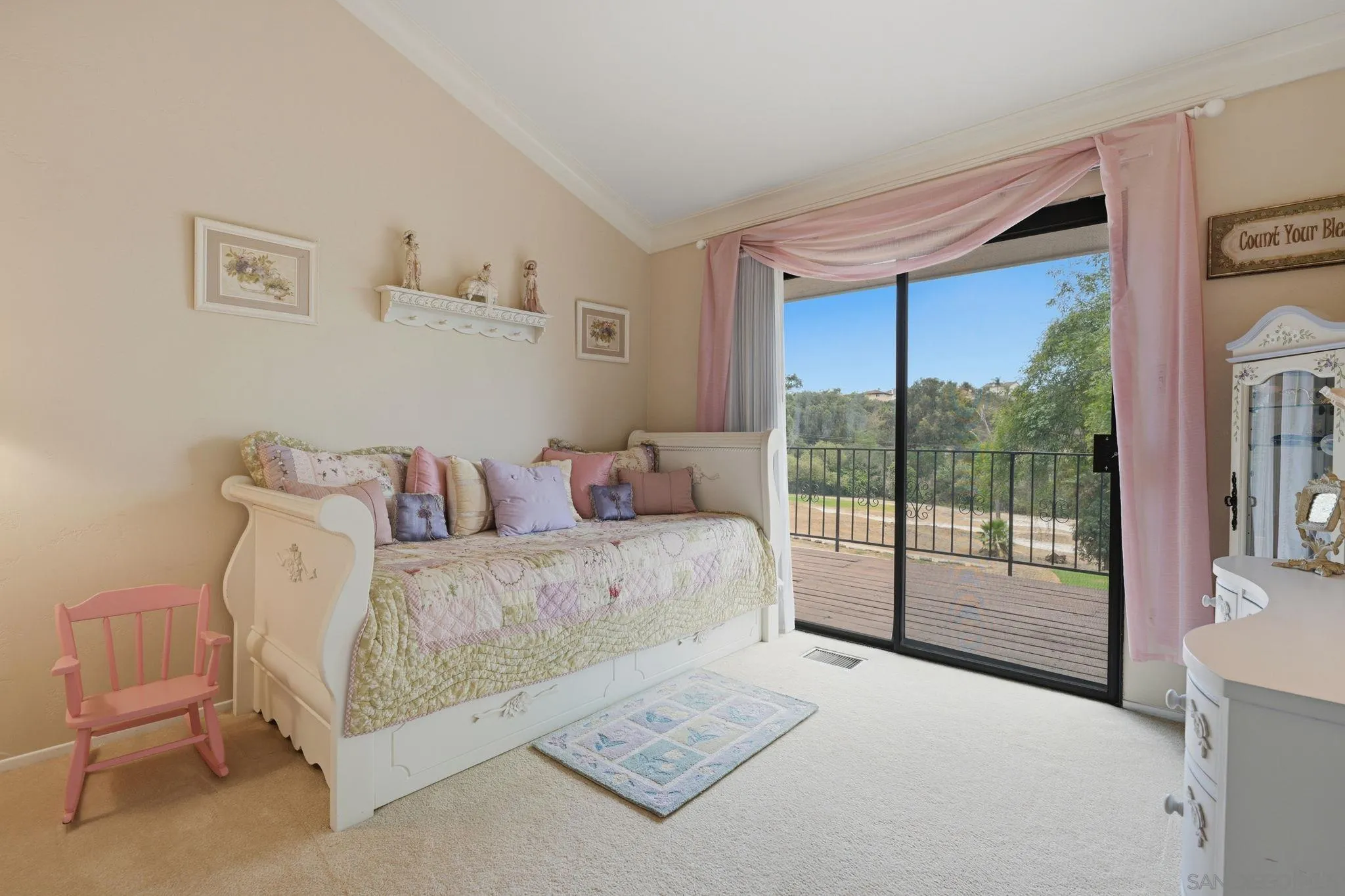 https://cdn.realtyfeed.com/cdn/127/260018779/fb0e82f4d1532132e1919c9006402cf9.webp