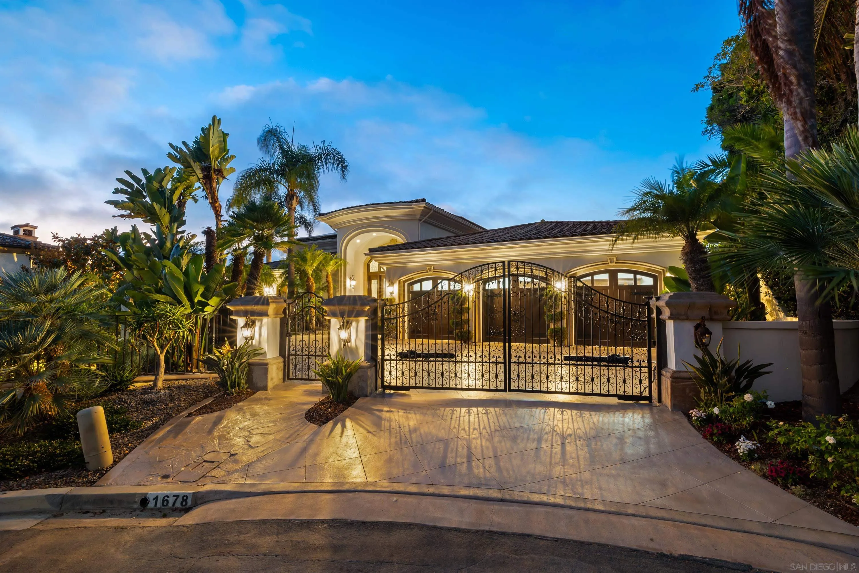 https://cdn.realtyfeed.com/cdn/127/260018788/17c30e5809377ce71ff6544e71bc8b39.webp