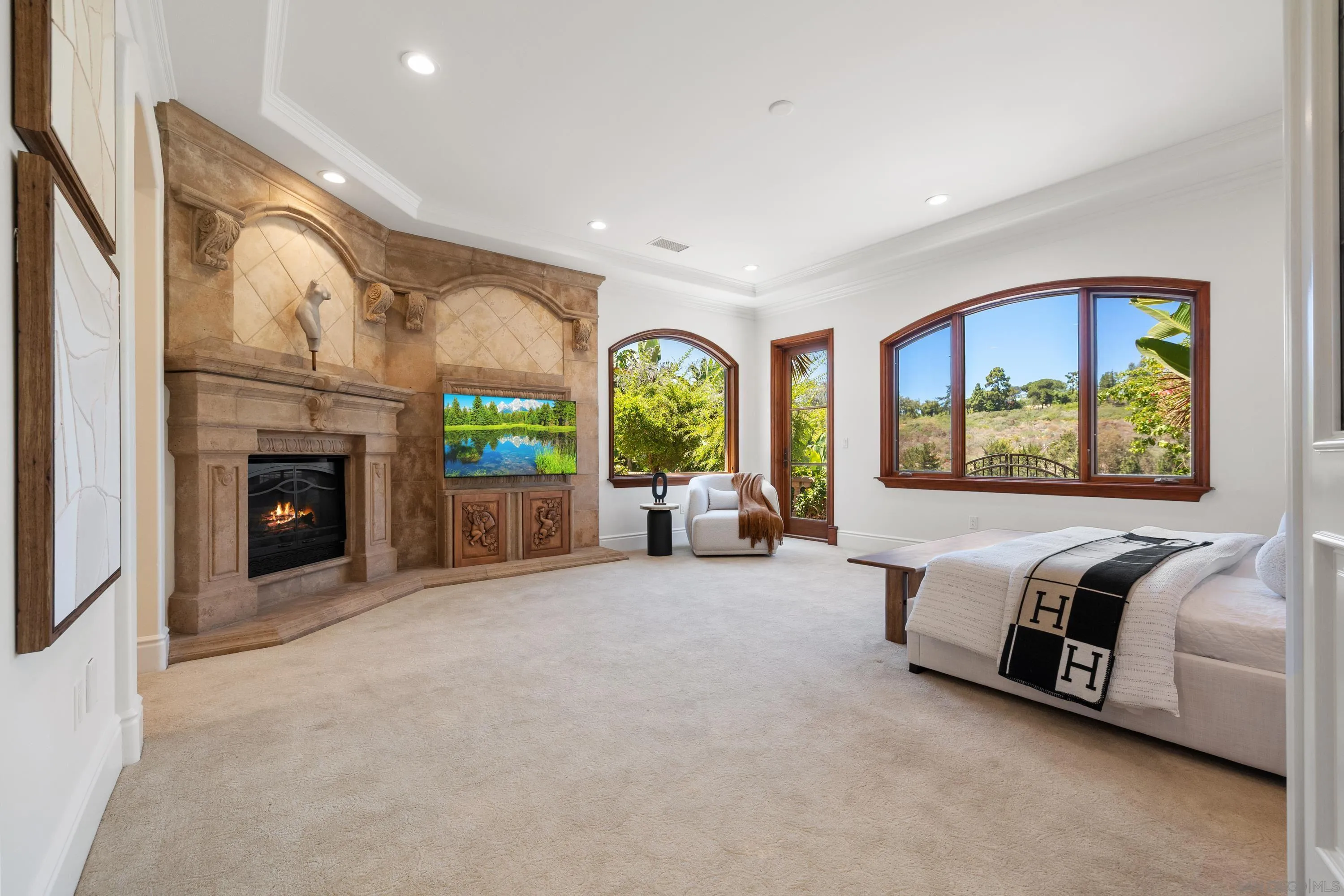 https://cdn.realtyfeed.com/cdn/127/260018788/3c97d319fc9cf04ec369de0c4385c843.webp