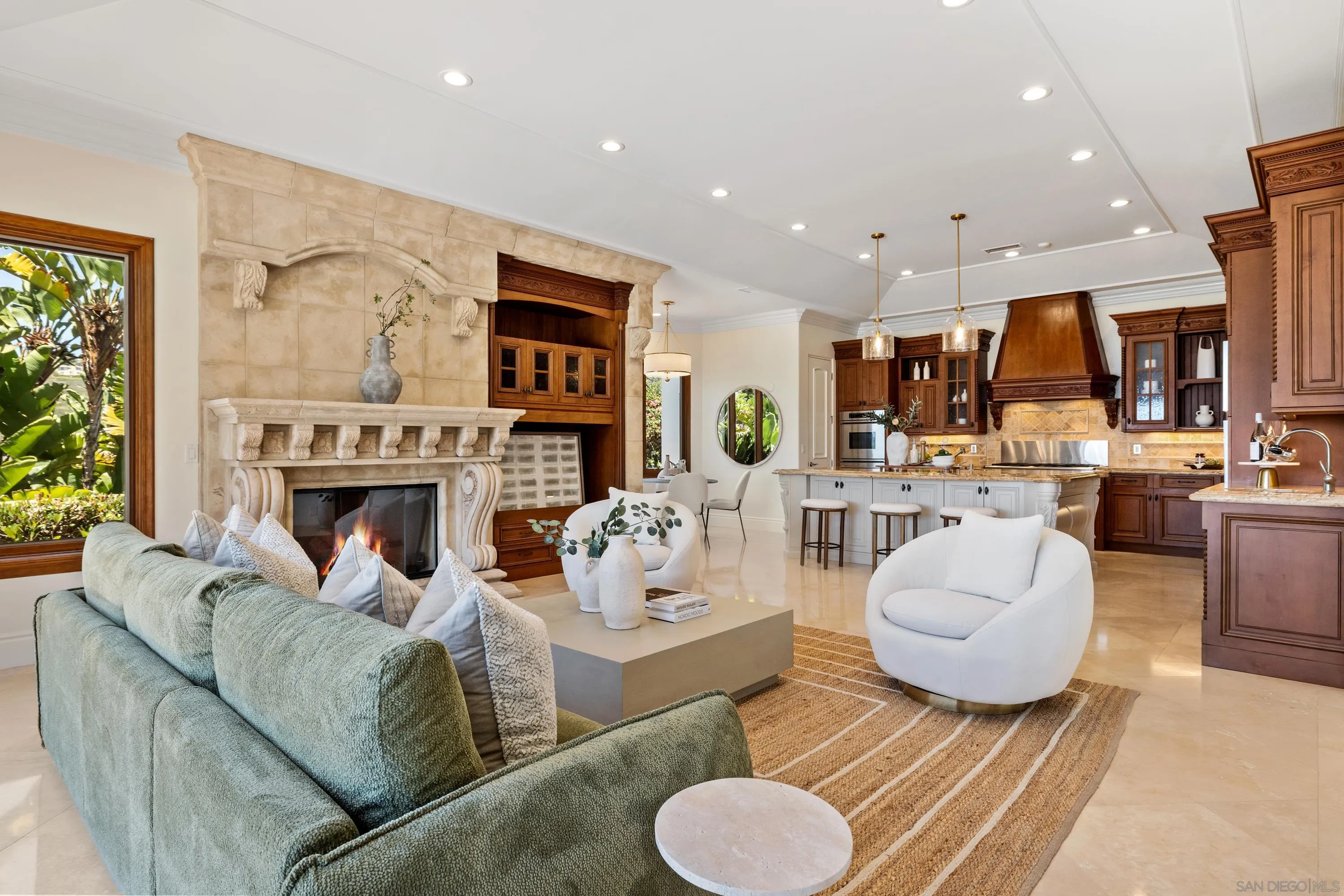 https://cdn.realtyfeed.com/cdn/127/260018788/436694f680bee3f41c2a8cb9176d2c62.webp
