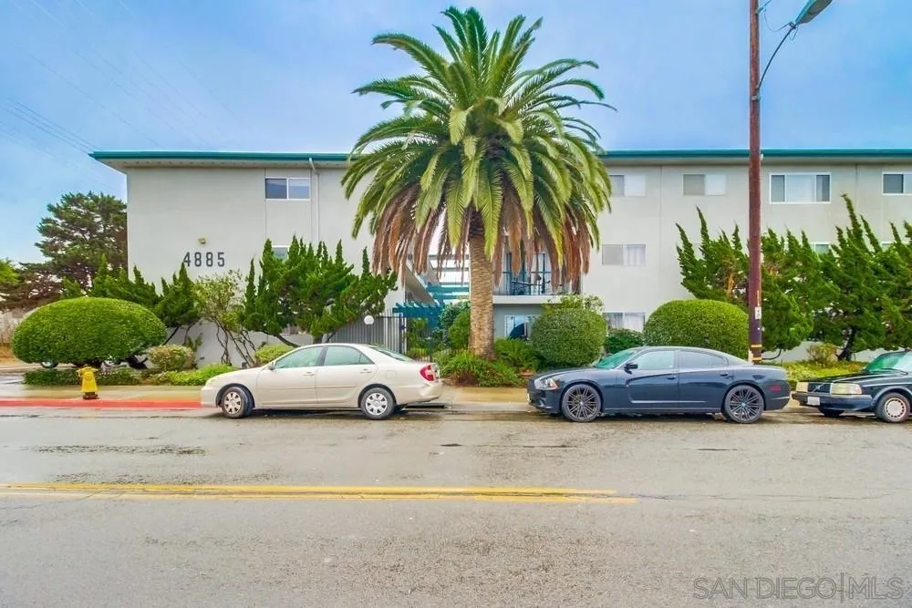 Photo #1: 260018794 Listing: Photo #1