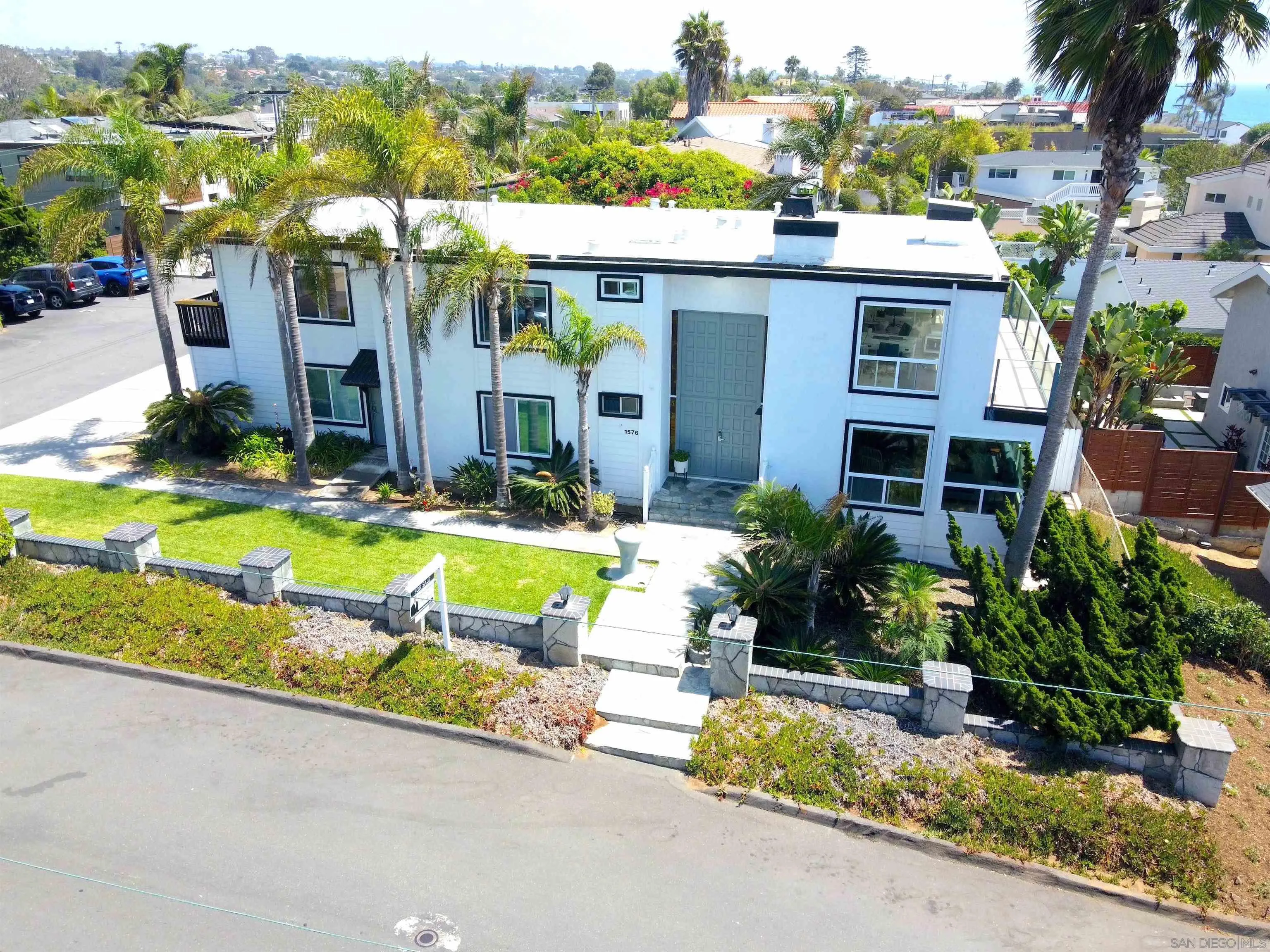 https://cdn.realtyfeed.com/cdn/127/260018796/5e15d69f6da585110fec280c8a7bbbba.webp
