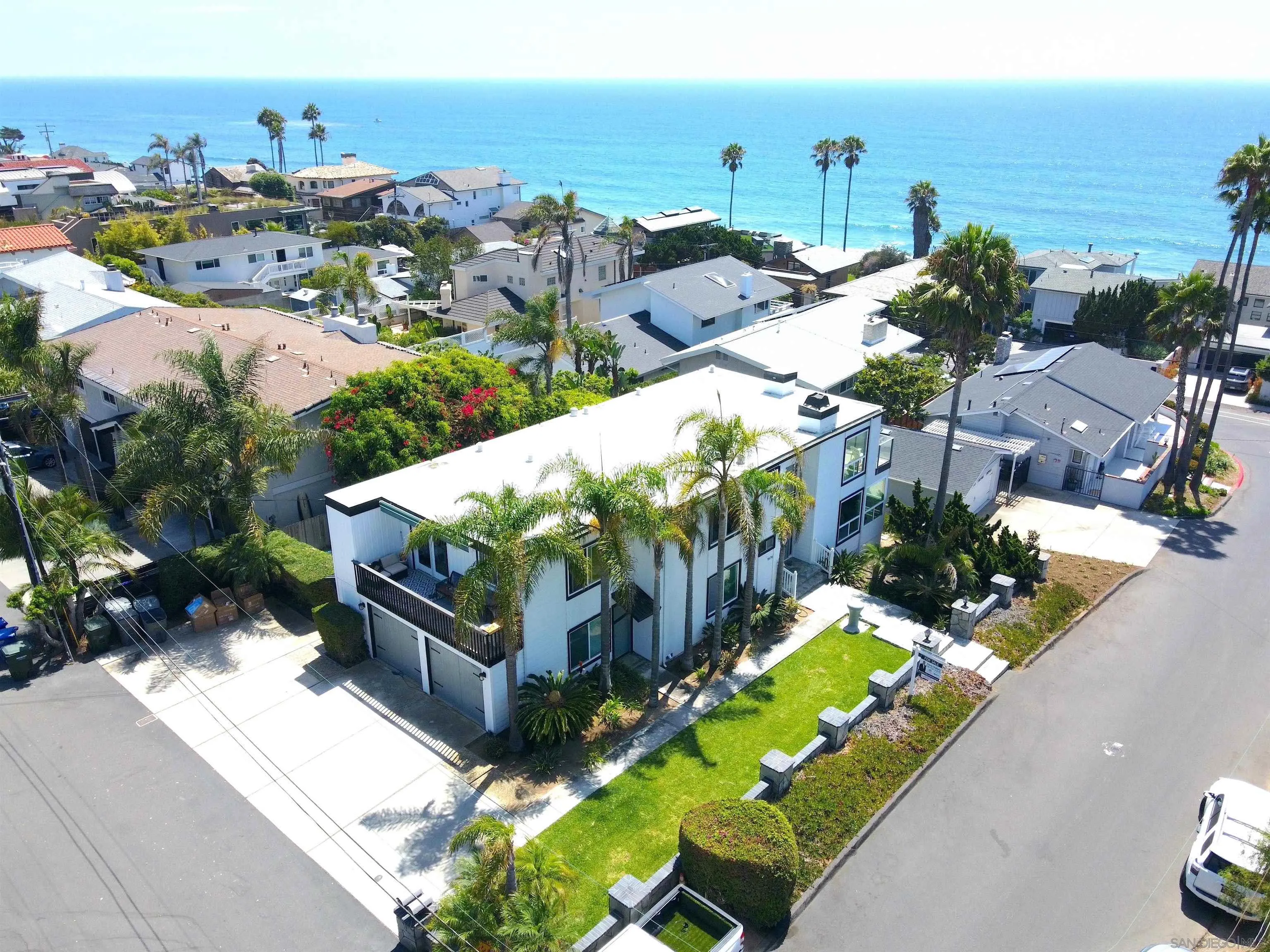 https://cdn.realtyfeed.com/cdn/127/260018796/75fe7f2658f89b2f776016e15dc158d4.webp