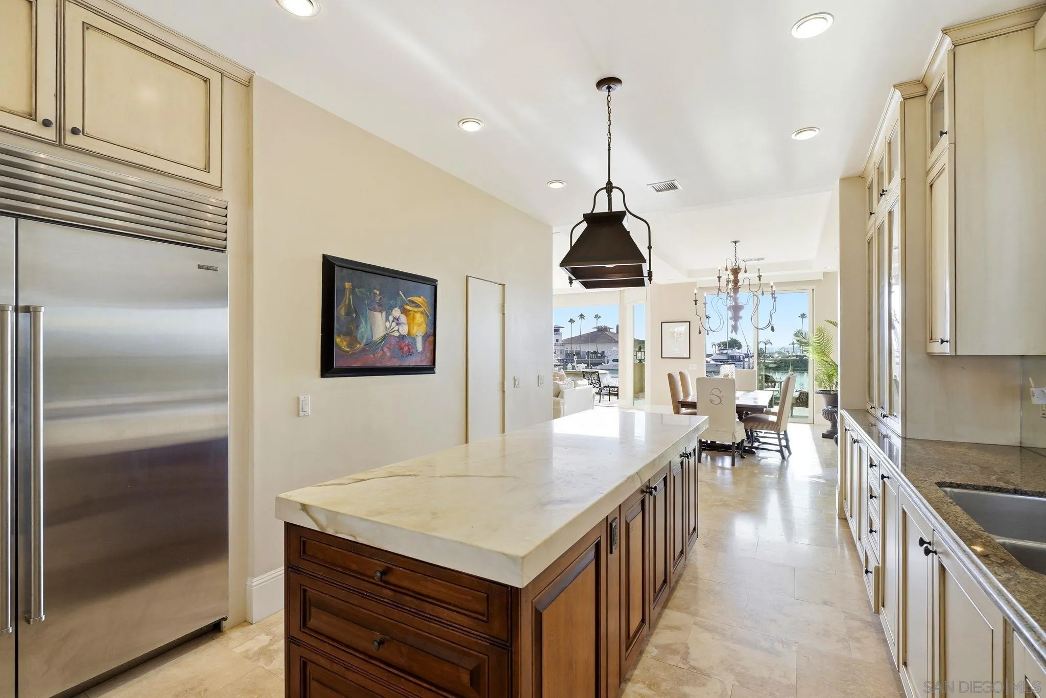 https://cdn.realtyfeed.com/cdn/127/260018798/15f36d38426c09494f5359cc00689324.webp