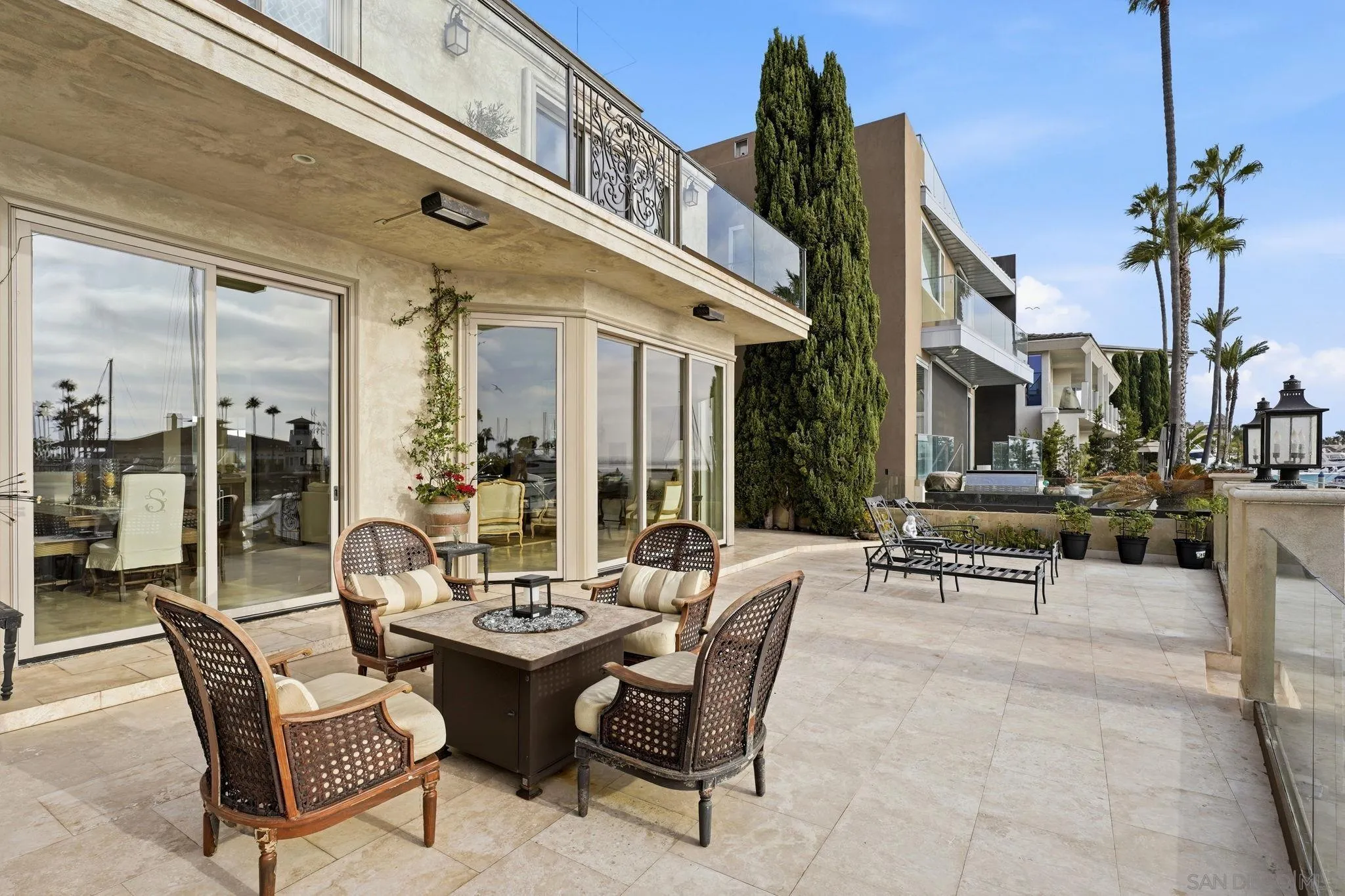 https://cdn.realtyfeed.com/cdn/127/260018798/44b3a04ff5ffc0ec6cb8fe4eb637e1e1.webp